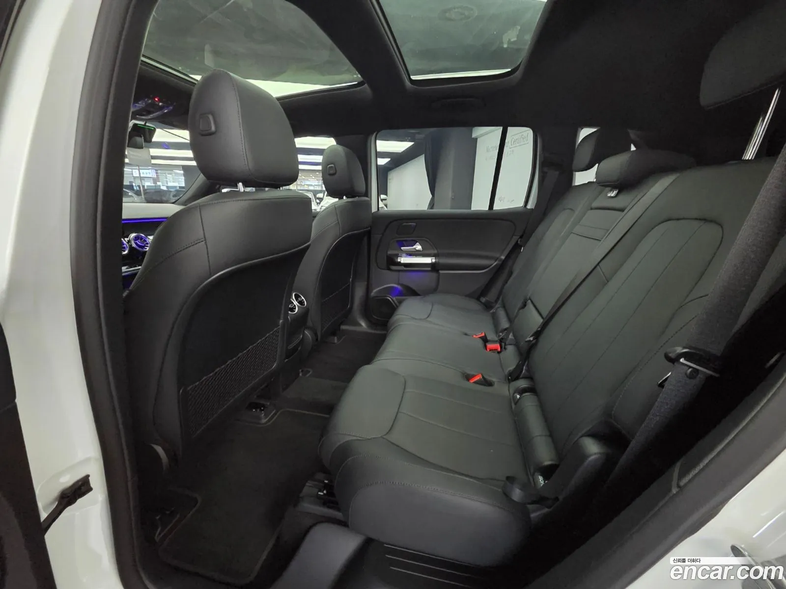 Mercedes-Benz EQB X243 2025 — 14