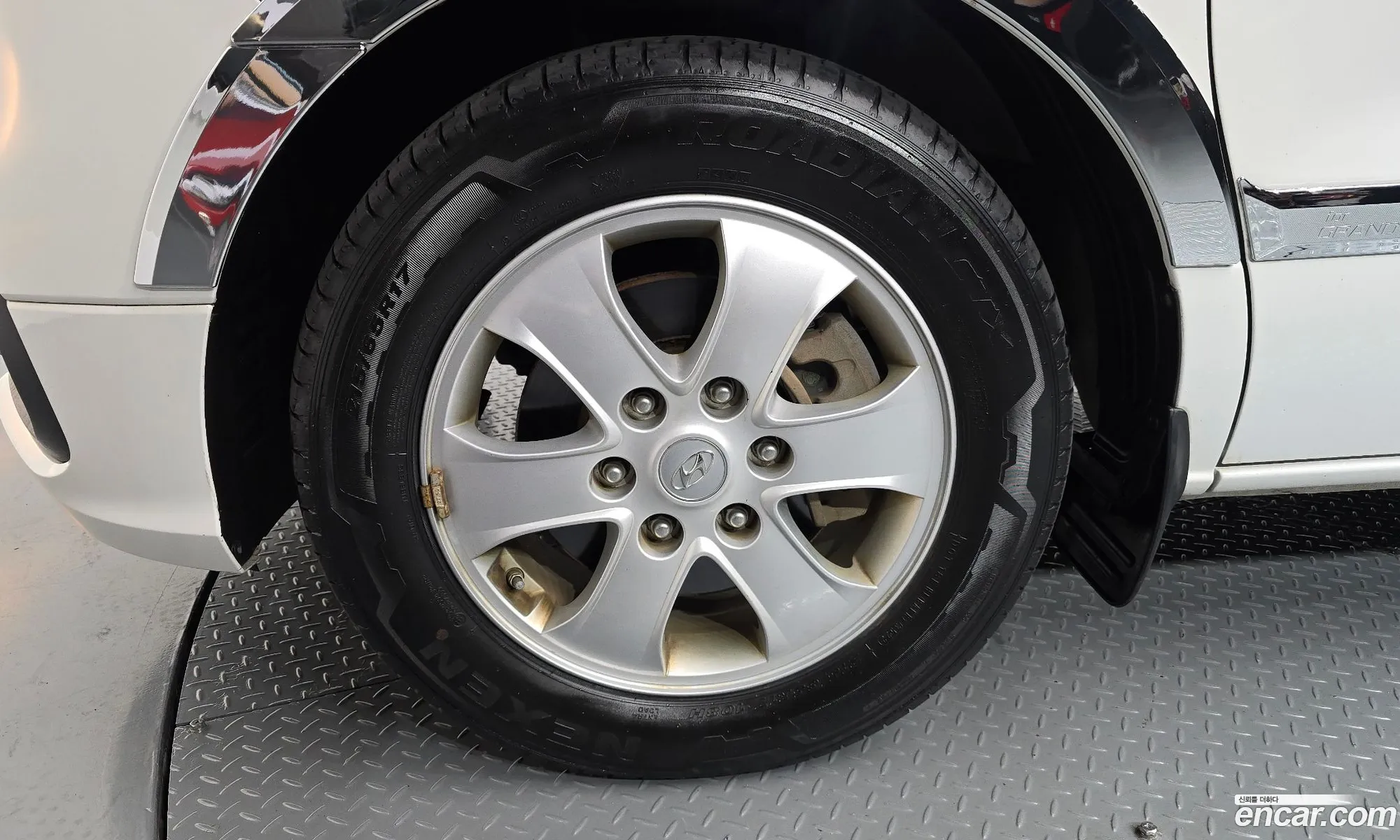 Hyundai Grand Starex 2018 — 2