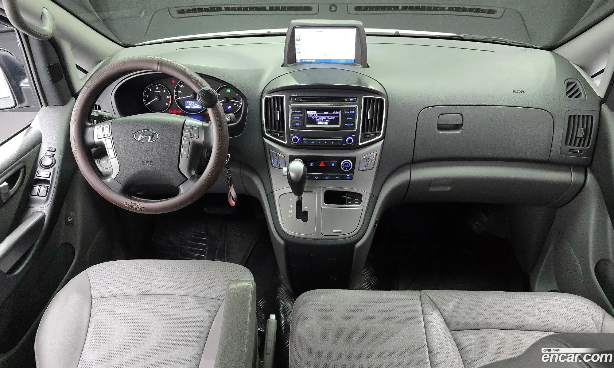 Hyundai Grand Starex 2018 — 20