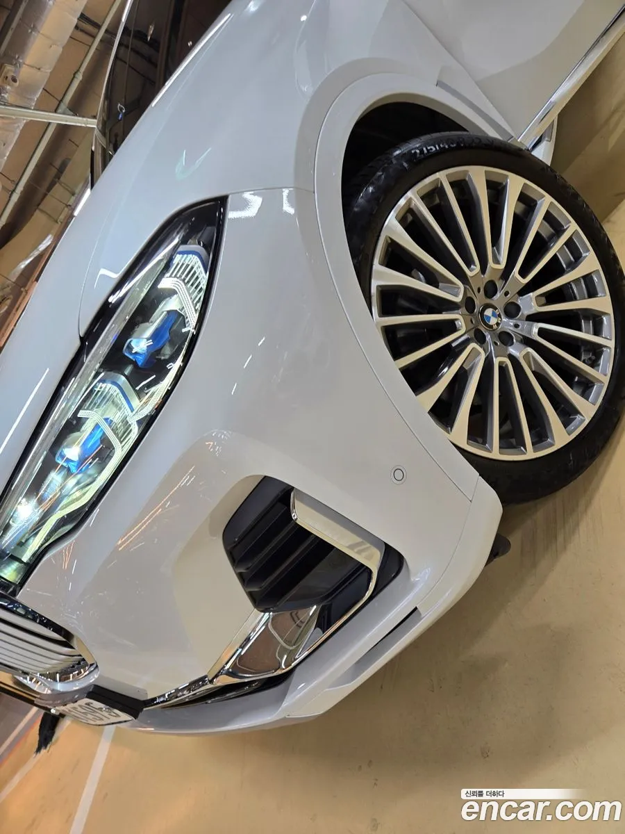 BMW X7 2020 — 11