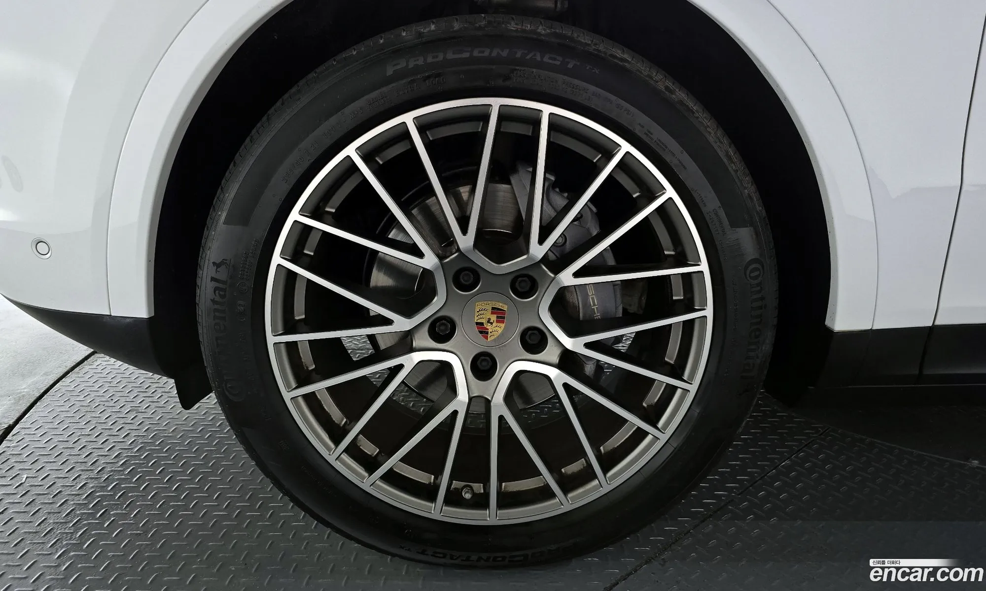 Porsche Cayenne 2022 WP1AA29Y6NDA19558 — 3
