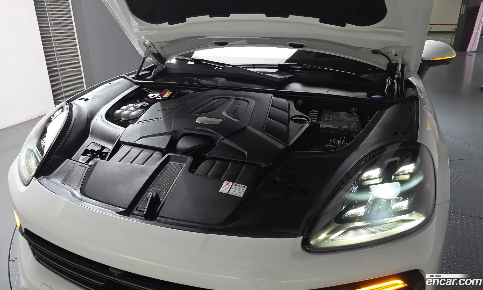 Porsche Cayenne 2022 WP1AA29Y6NDA19558 — 26