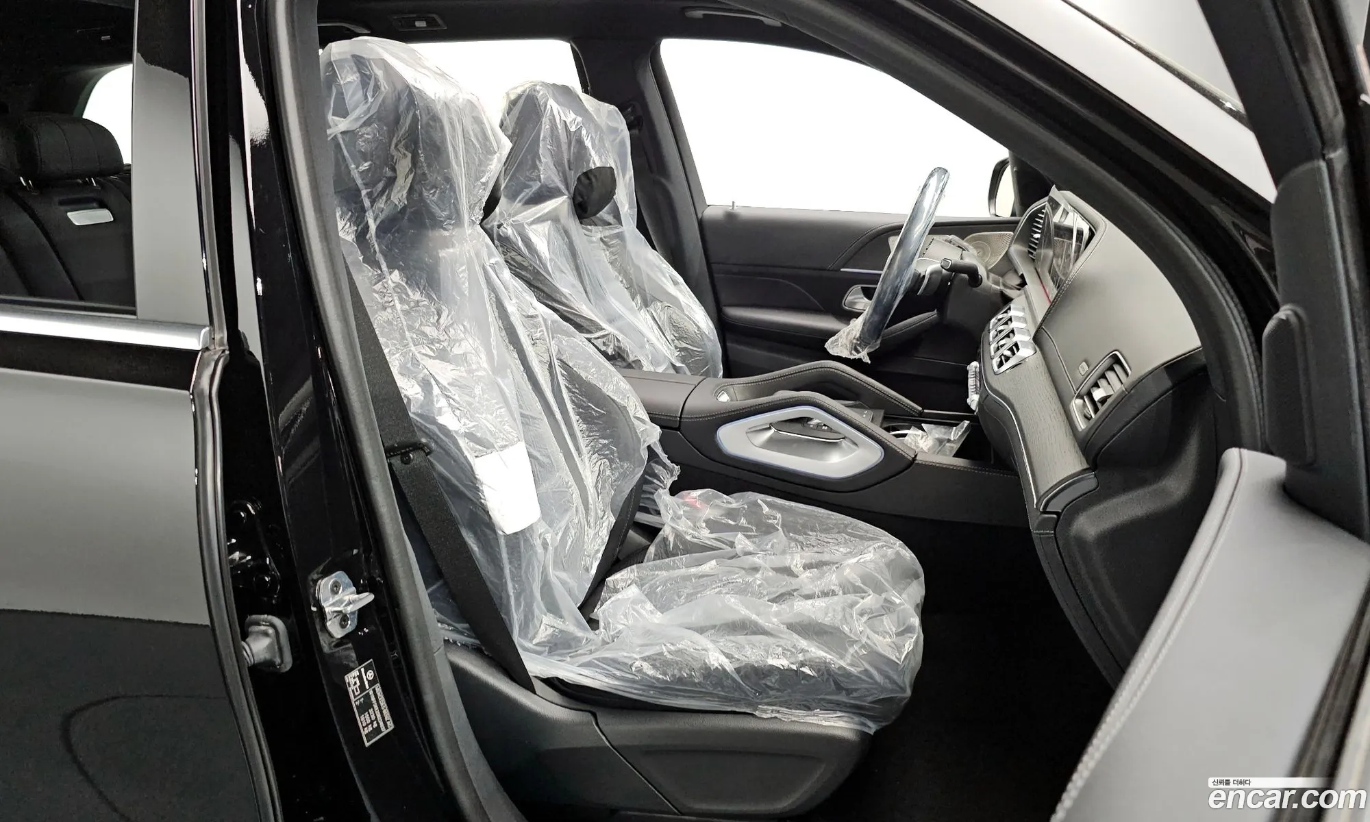 Mercedes-Benz GLS-Class X167 2025 — 19