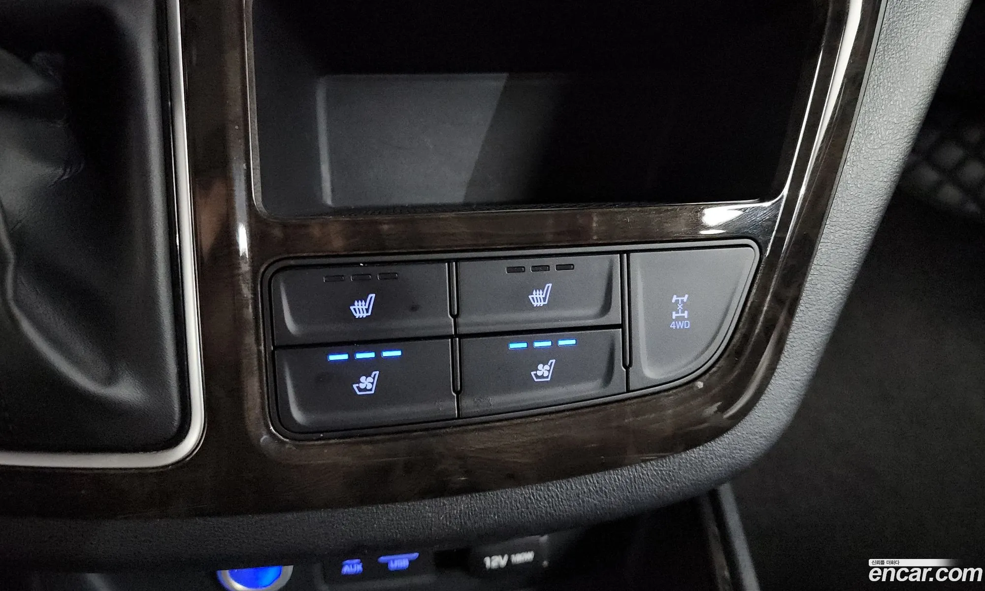Hyundai Grand Starex 2020 — 23