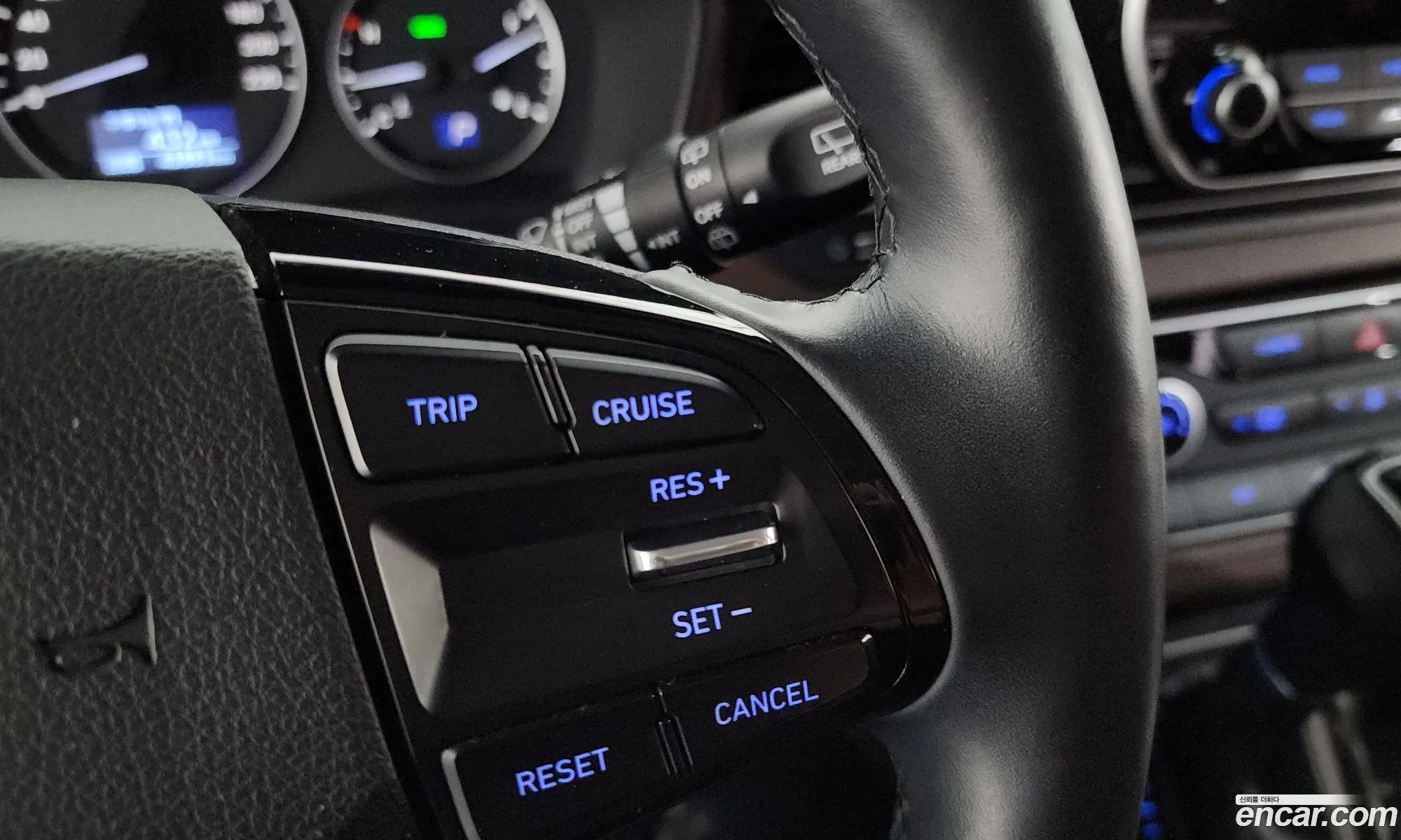 Hyundai Grand Starex 2020 — 31