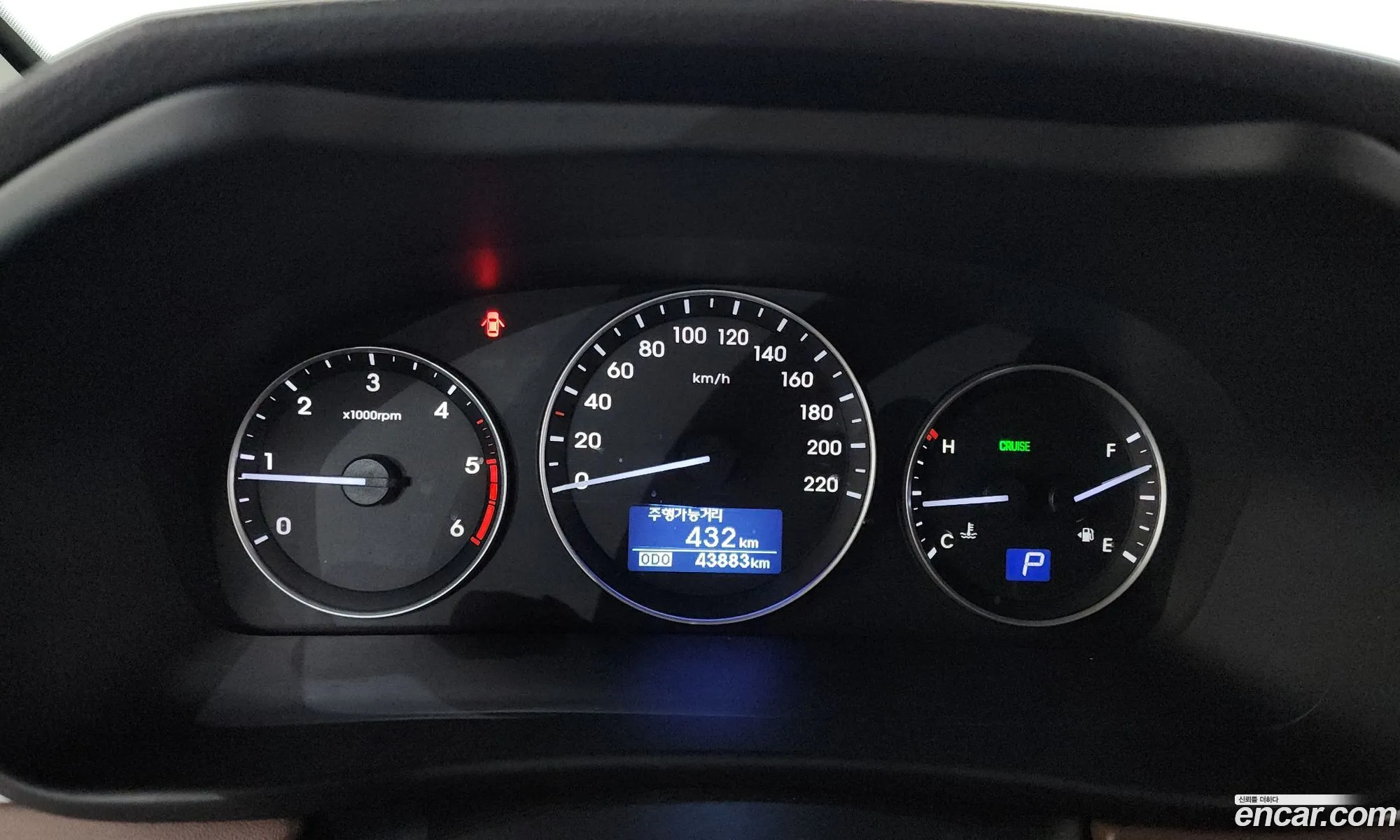 Hyundai Grand Starex 2020 — 19