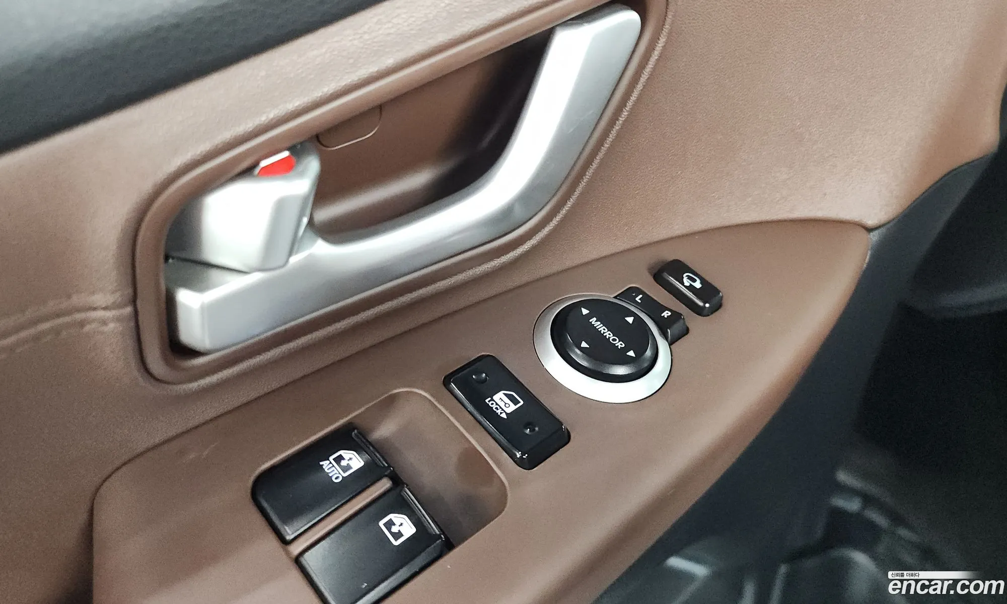 Hyundai Grand Starex 2020 — 2