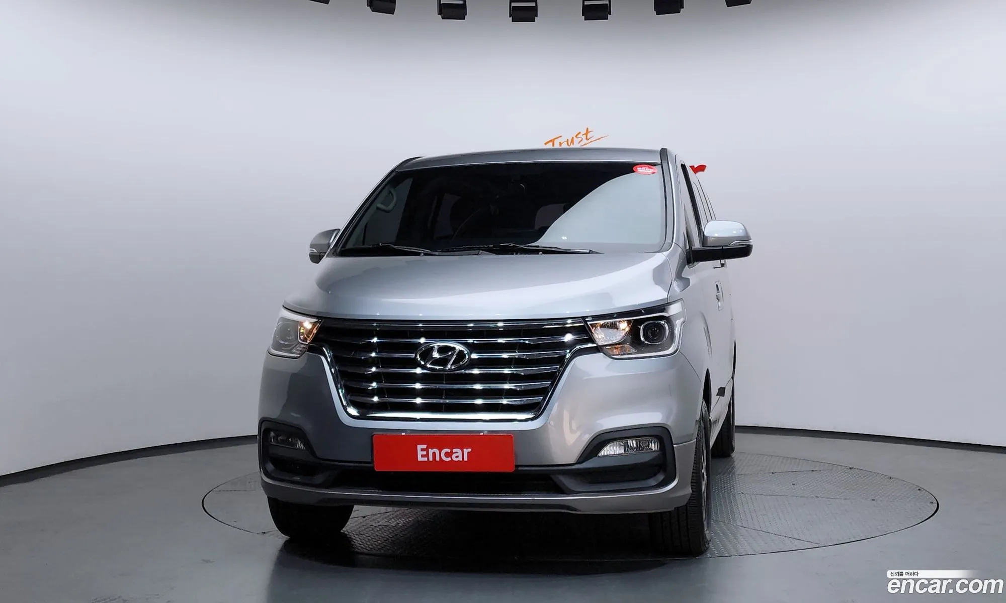 Hyundai Grand Starex 2020 — 20