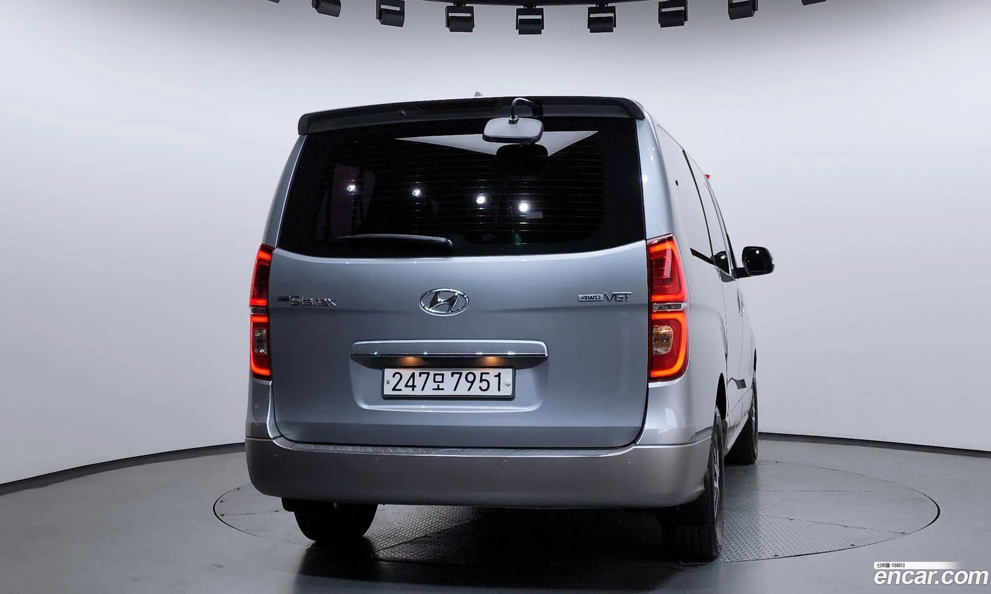 Hyundai Grand Starex 2020 — 27