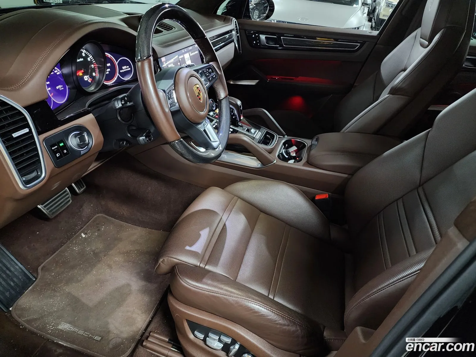Porsche Cayenne 2021 — 15