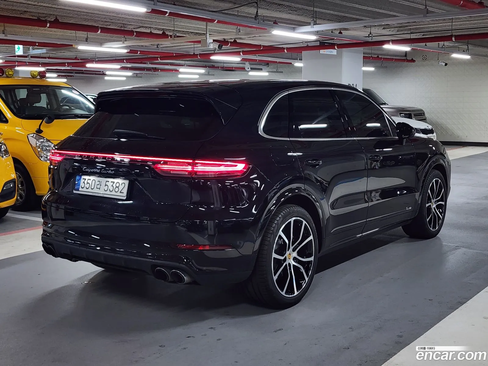 Porsche Cayenne 2021 — 11