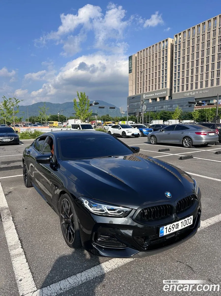 BMW 8 Series 2025 — 4