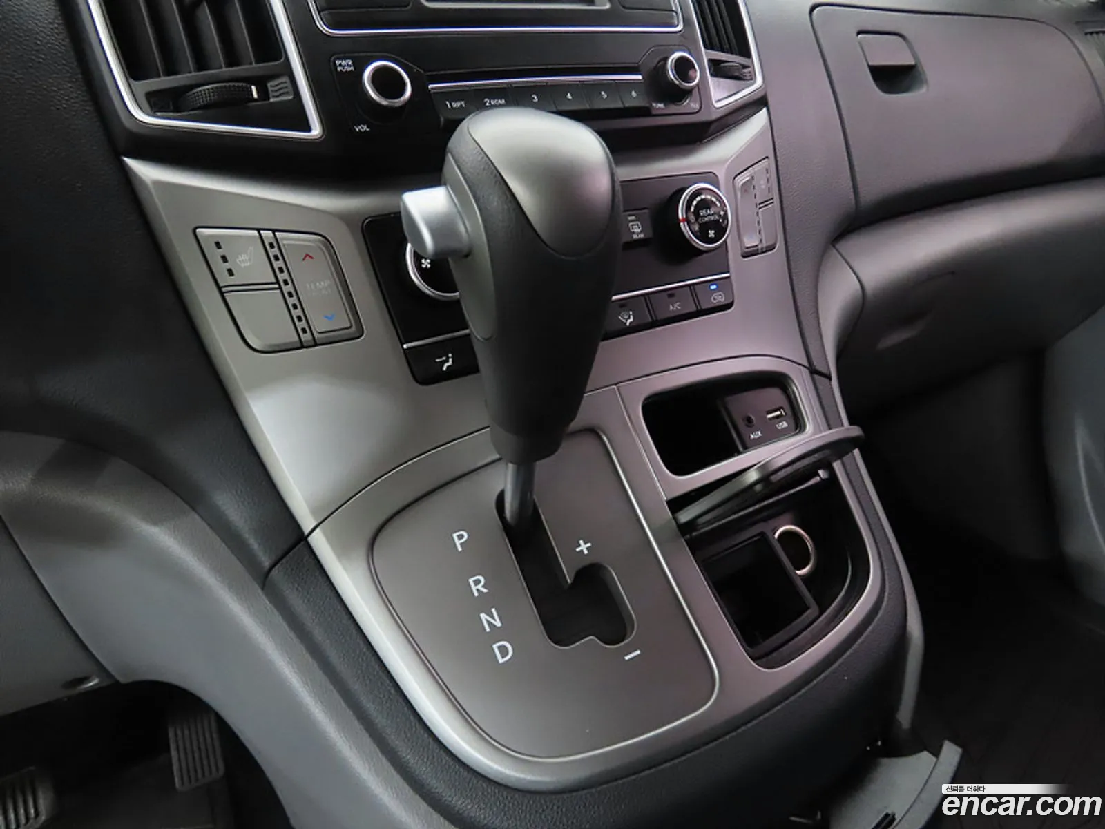 Hyundai Grand Starex 2019 — 12