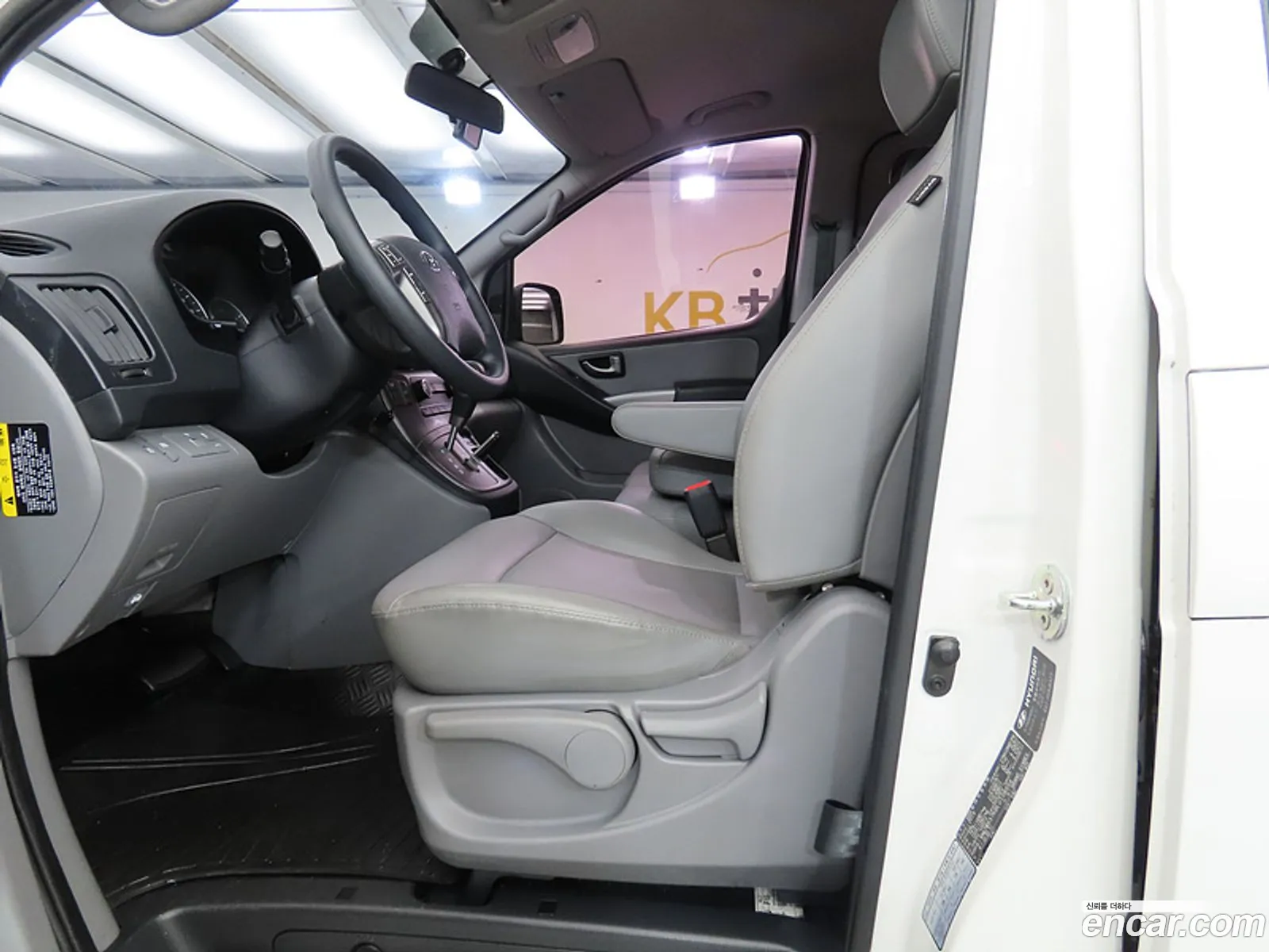 Hyundai Grand Starex 2019 — 14