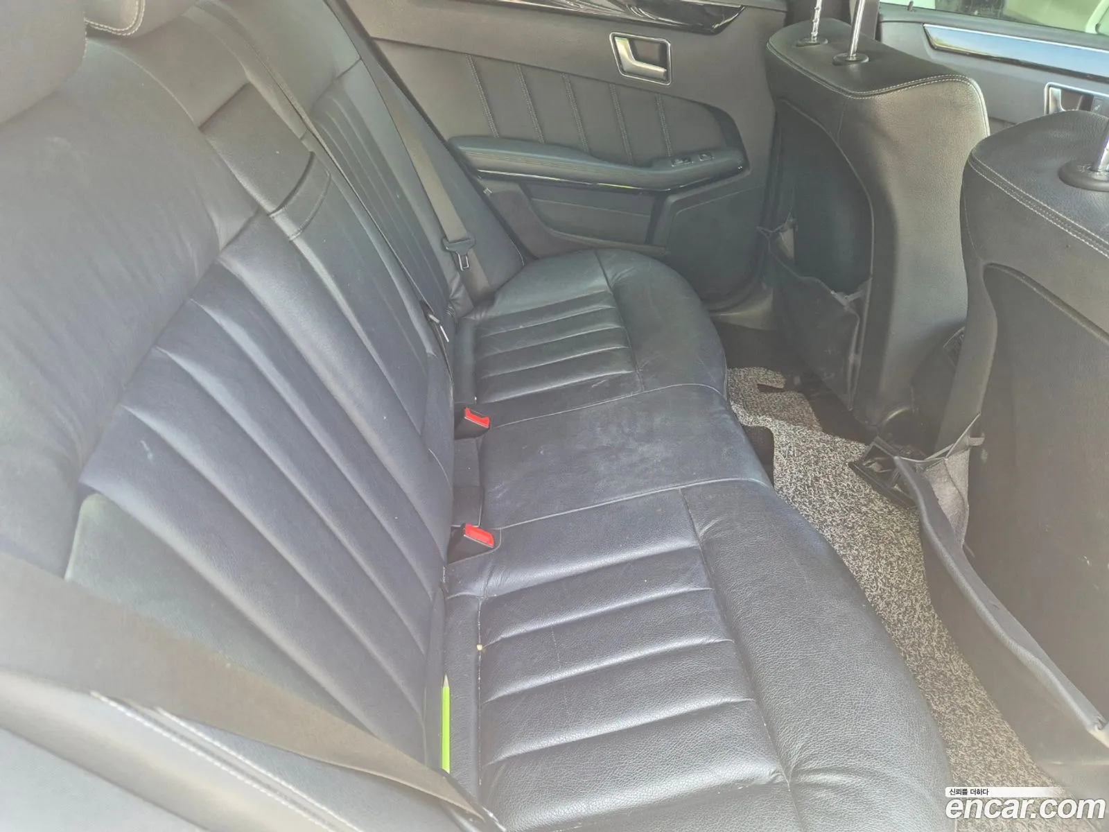 Mercedes-Benz E-Class W212 2013 — 11