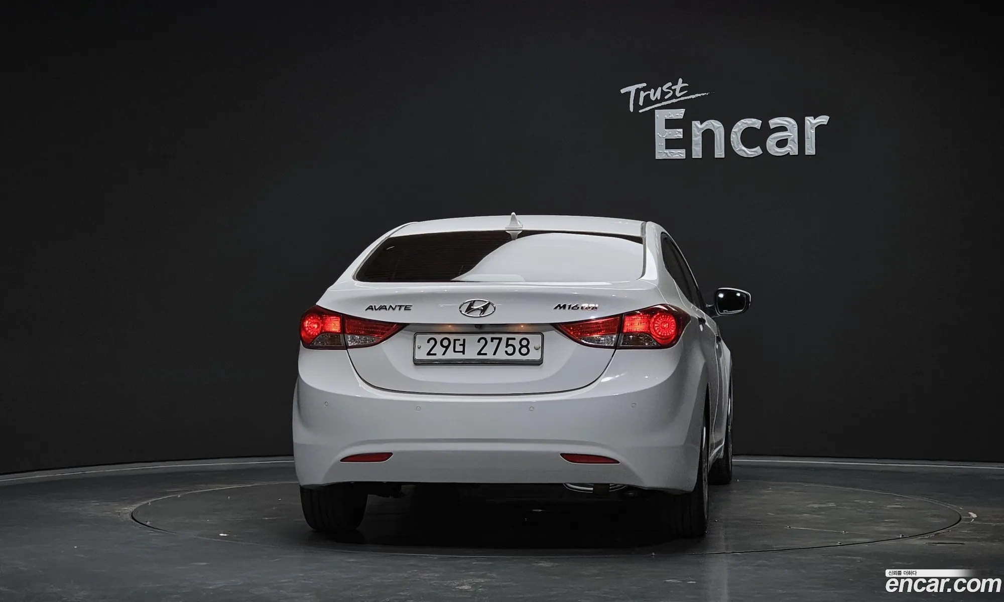 Hyundai Elantra MD 2012 — 19