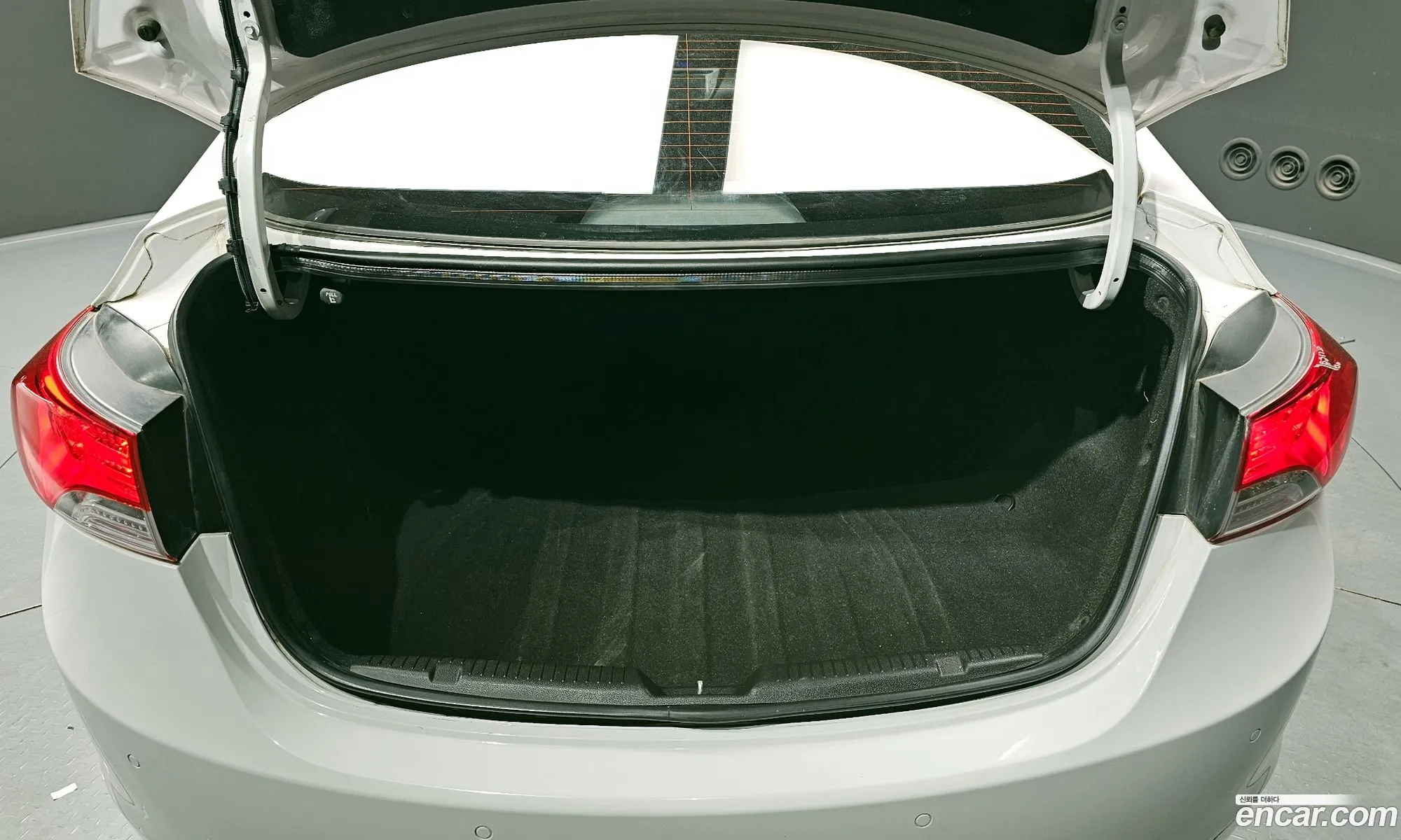 Hyundai Elantra MD 2012 — 10