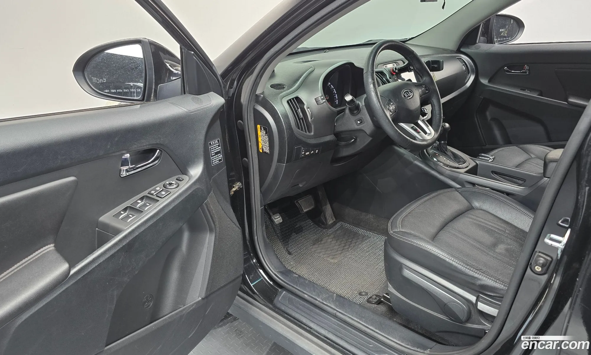 Kia Sportage R 2011 — 32