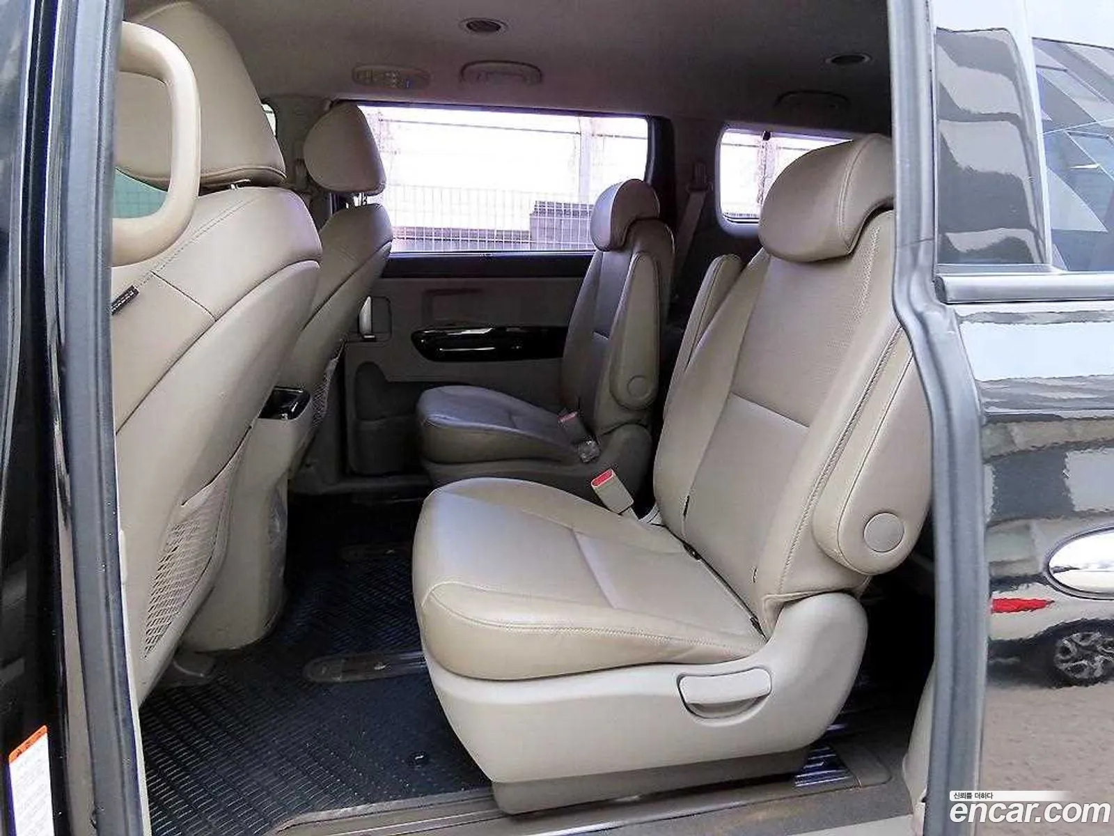 Kia Carnival 2019 — 15
