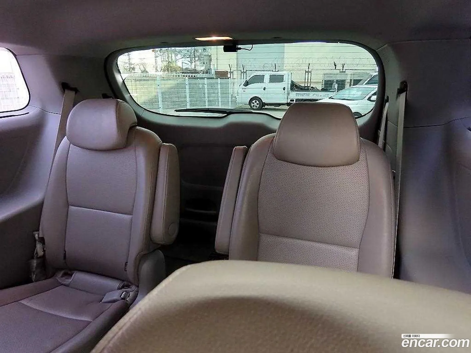 Kia Carnival 2019 — 16
