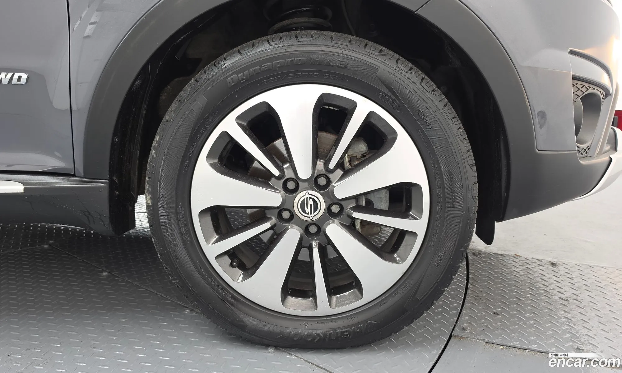 KG Mobility (SsangYong) Korando C 2015 — 3