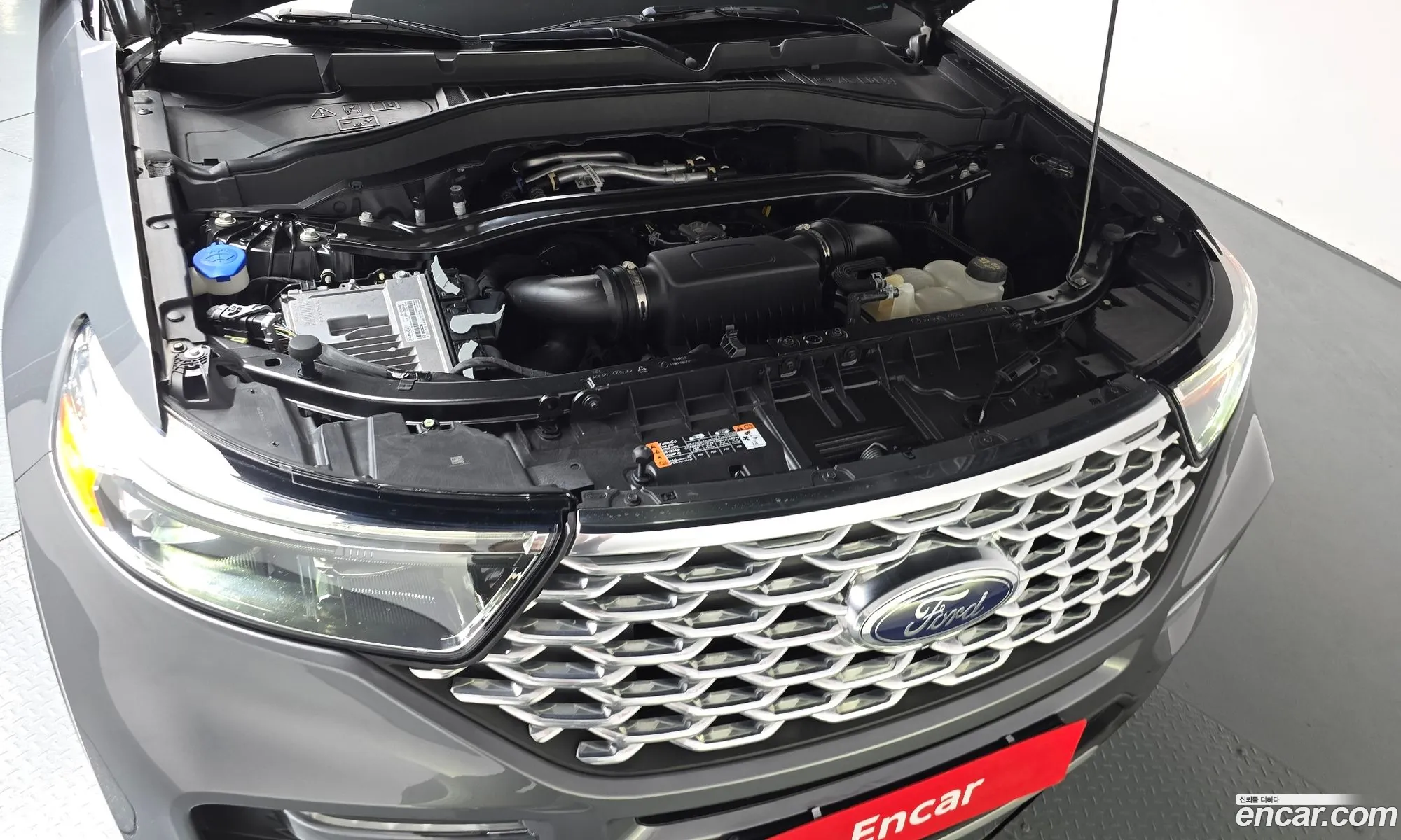 Ford Explorer 6th Gen 2021 1FM5K8HC7MGB99070 — 21