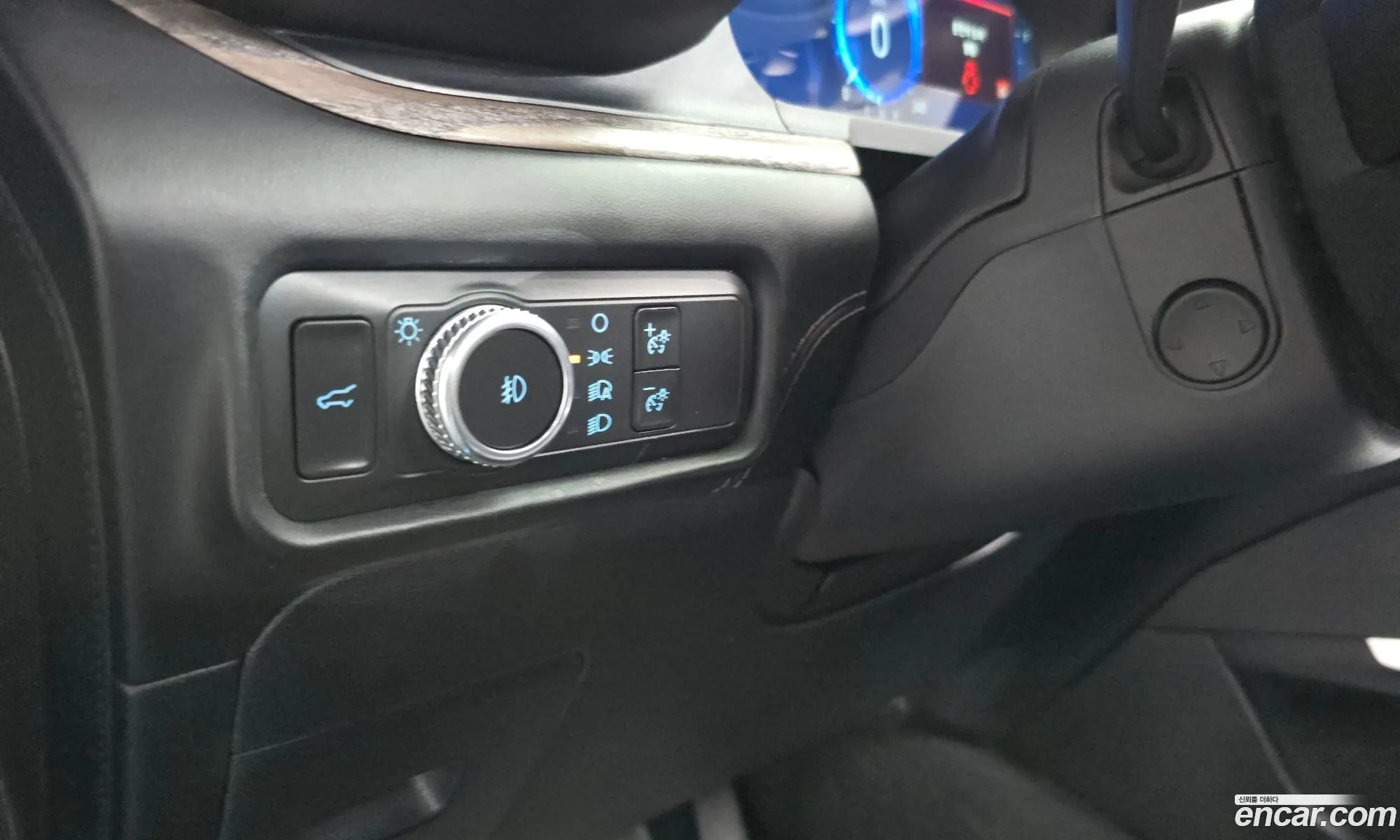 Ford Explorer 6th Gen 2021 1FM5K8HC7MGB99070 — 16