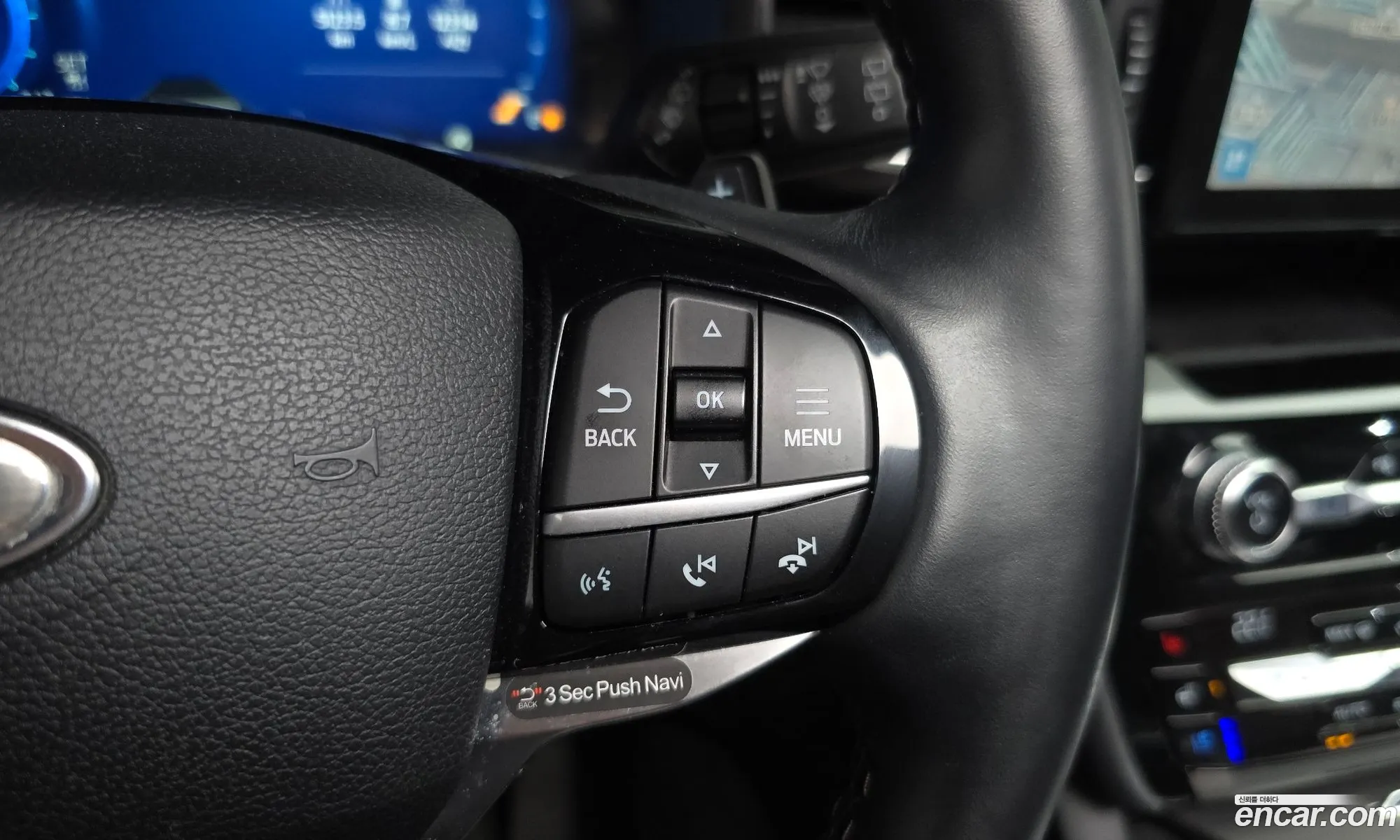 Ford Explorer 6th Gen 2021 1FM5K8HC7MGB99070 — 5