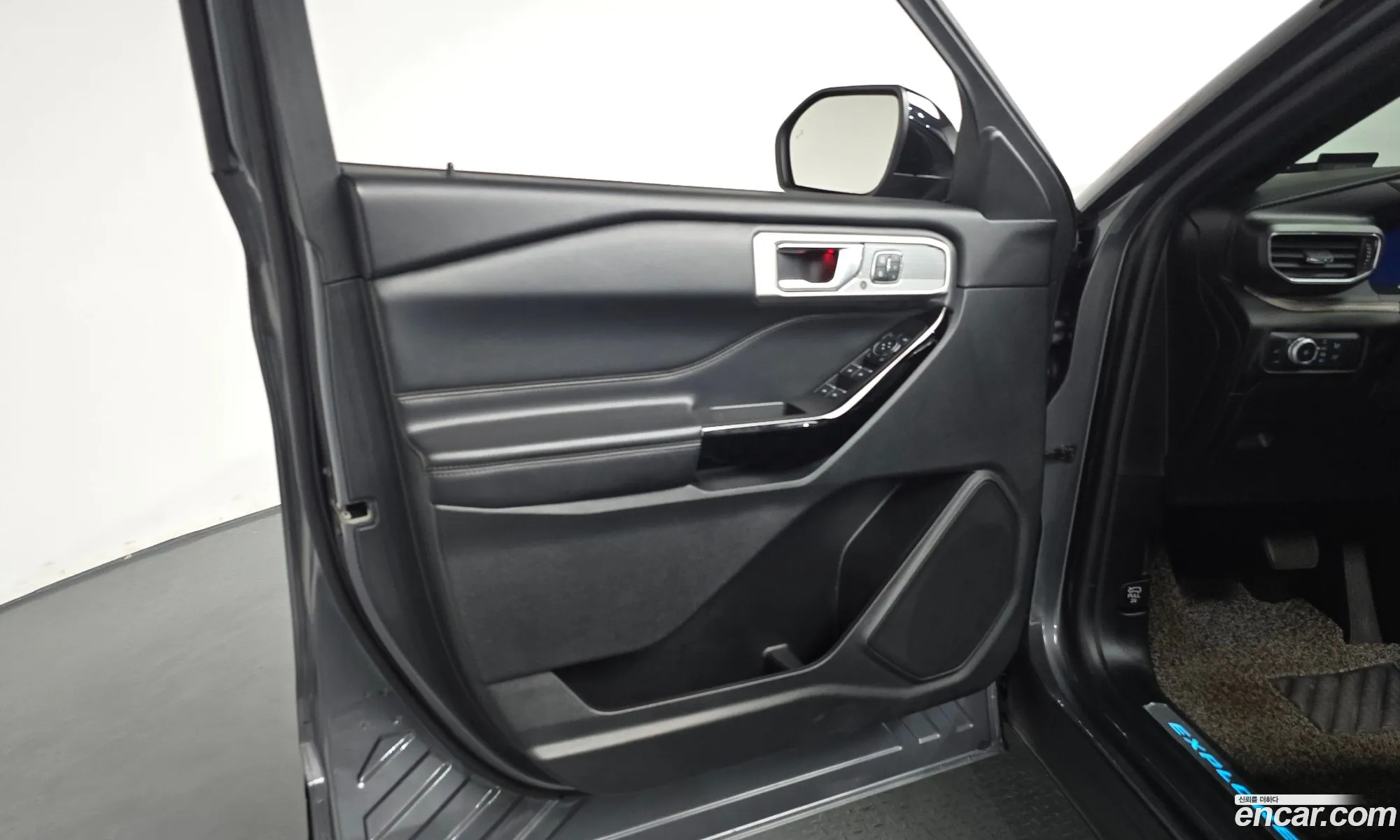 Ford Explorer 6th Gen 2021 1FM5K8HC7MGB99070 — 20