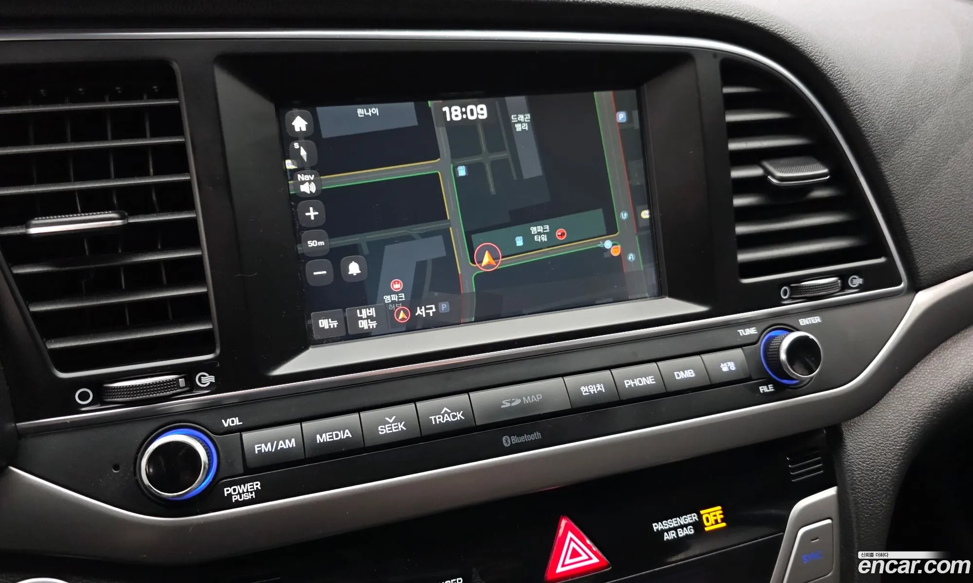 Hyundai Elantra AD 2016 — 6