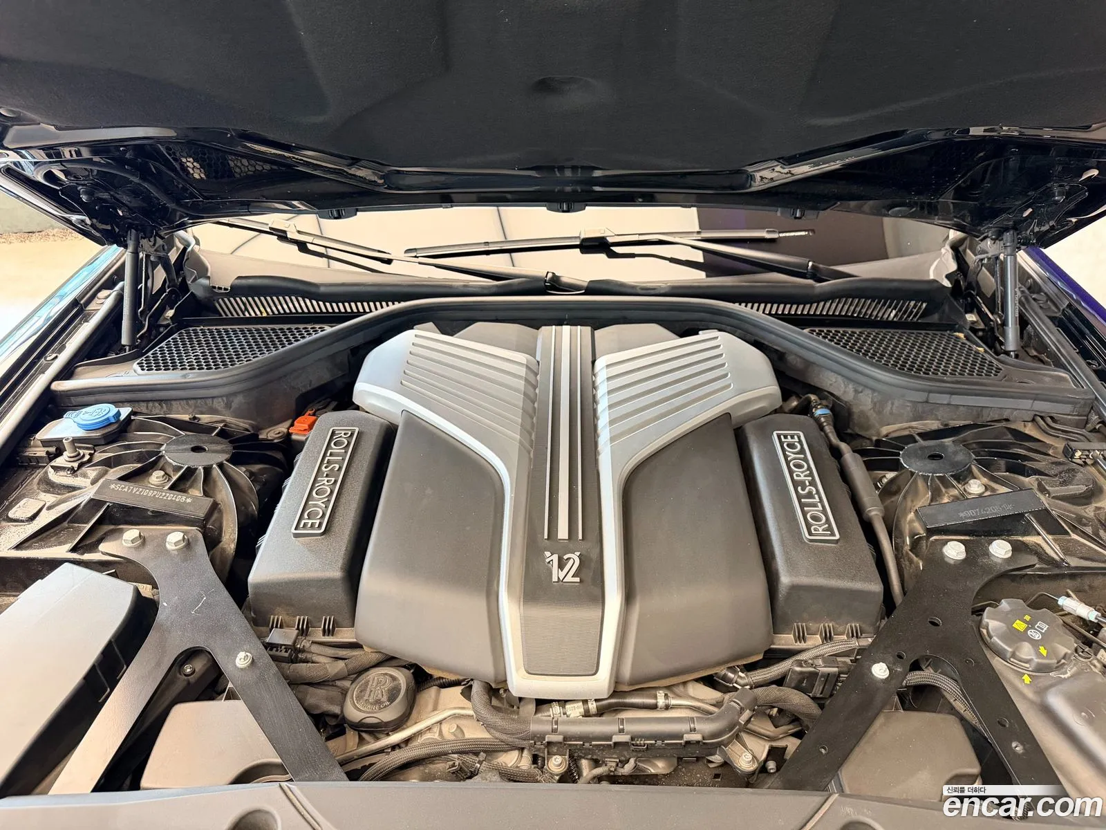 Rolls-Royce Ghost 2023 — 8