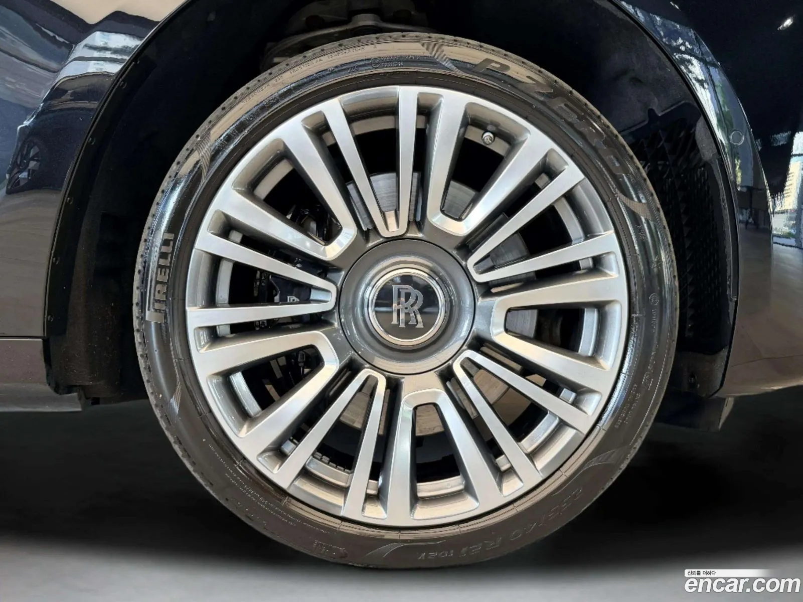 Rolls-Royce Ghost 2023 — 5