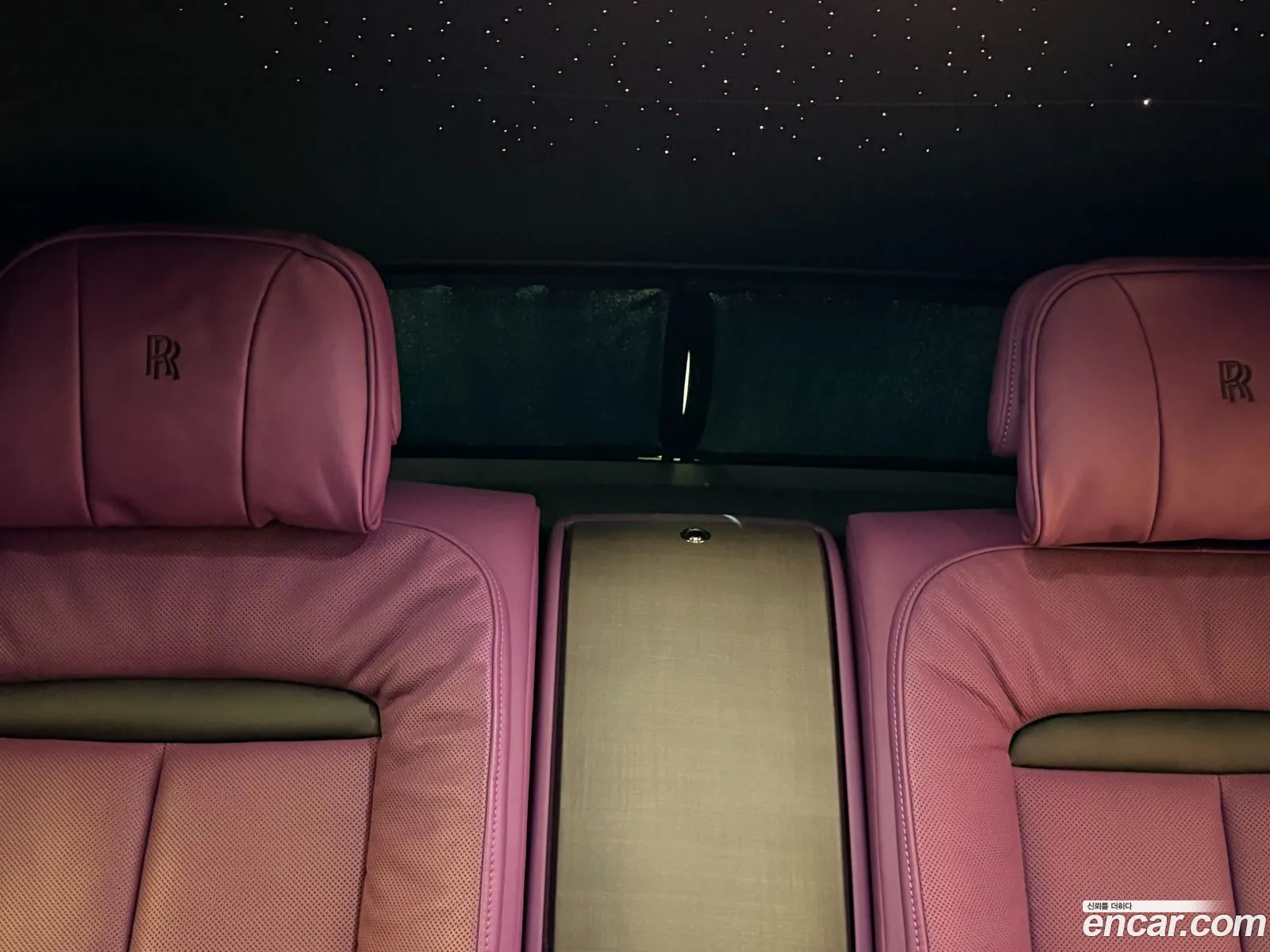 Rolls-Royce Ghost 2023 — 14