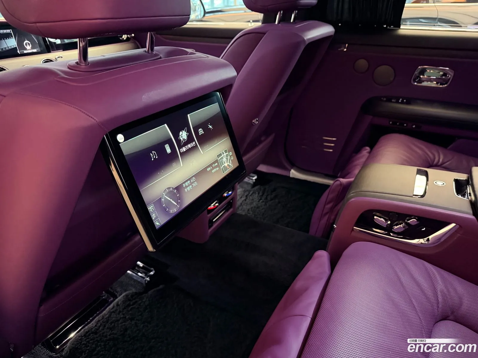 Rolls-Royce Ghost 2023 — 12