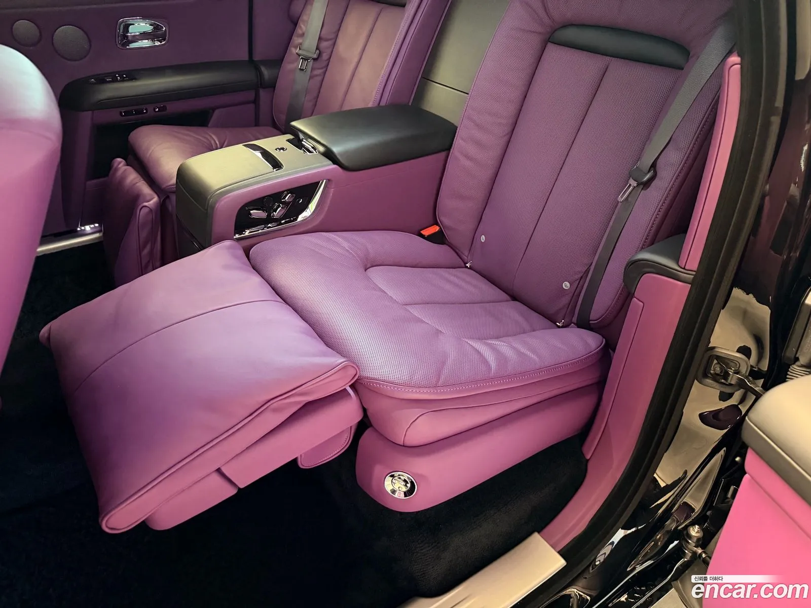 Rolls-Royce Ghost 2023 — 3