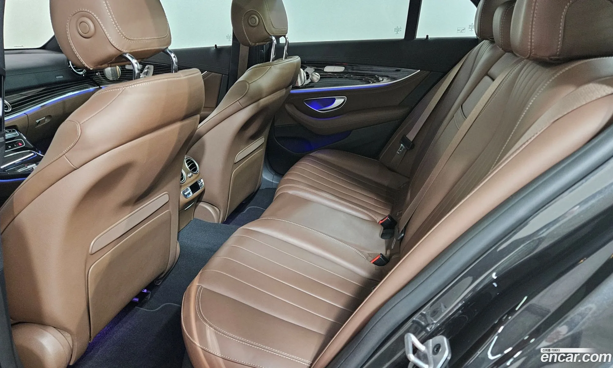 Mercedes-Benz E-Class W213 2022 — 20