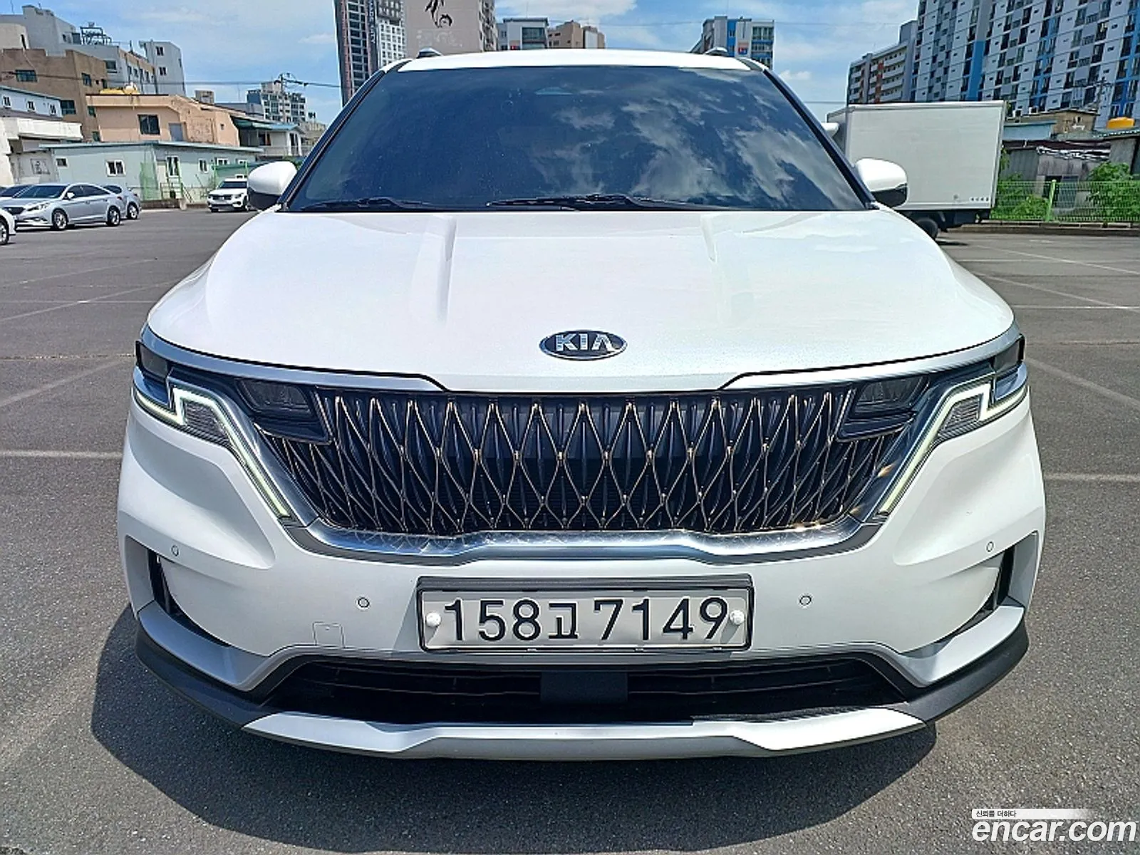 Kia Carnival 2021 — 18