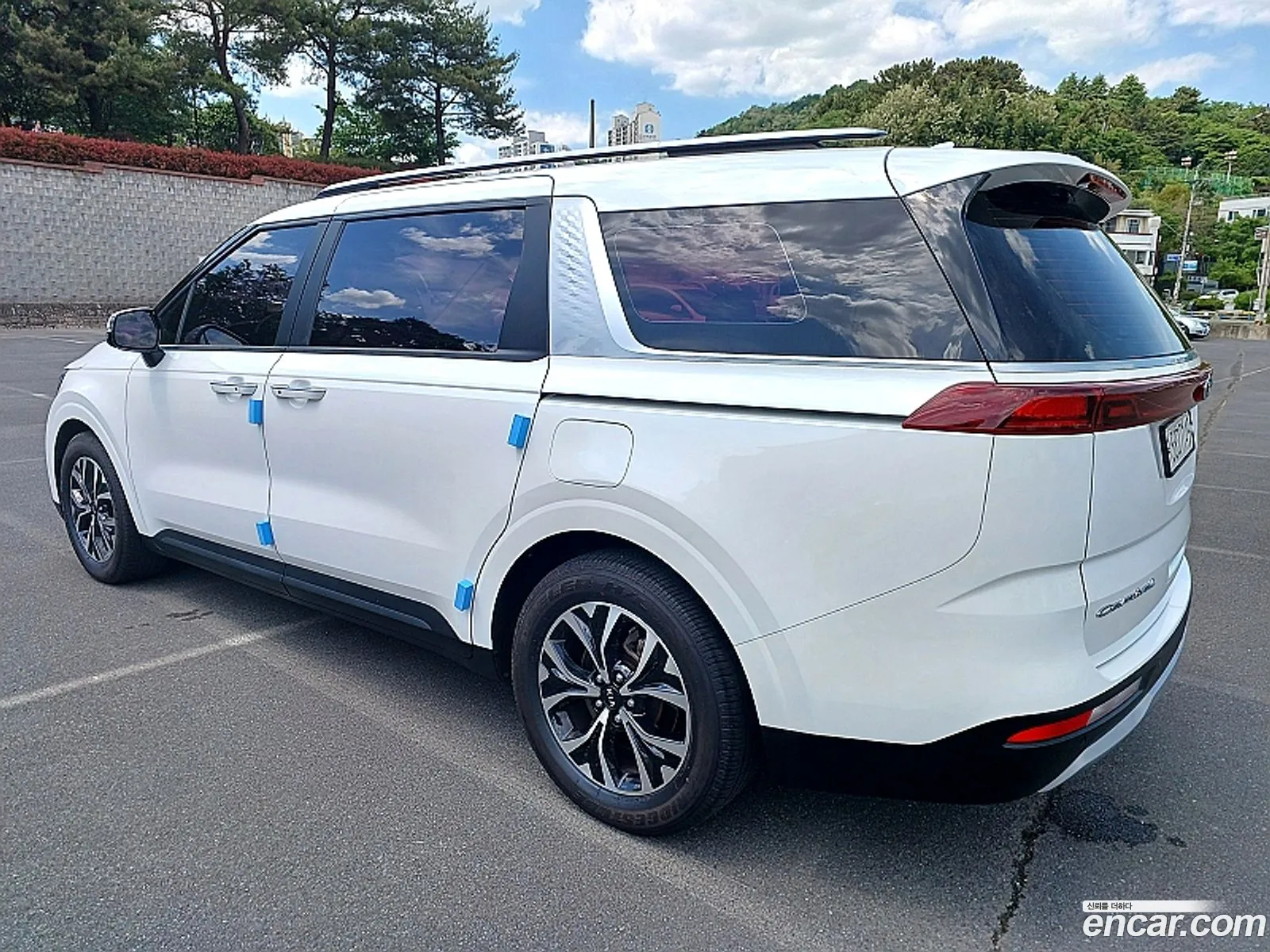 Kia Carnival 2021 — 5