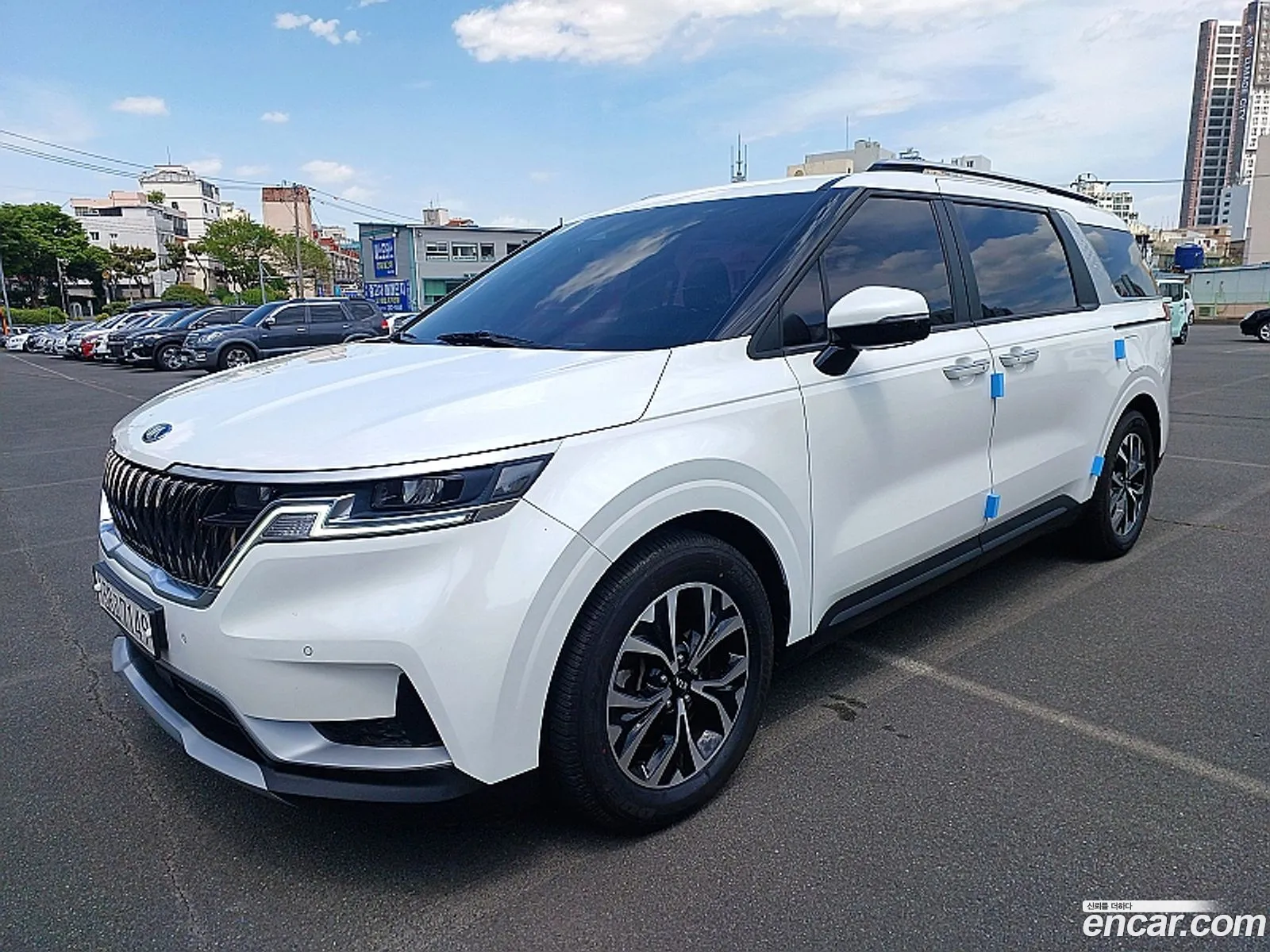 Kia Carnival 2021 — 7