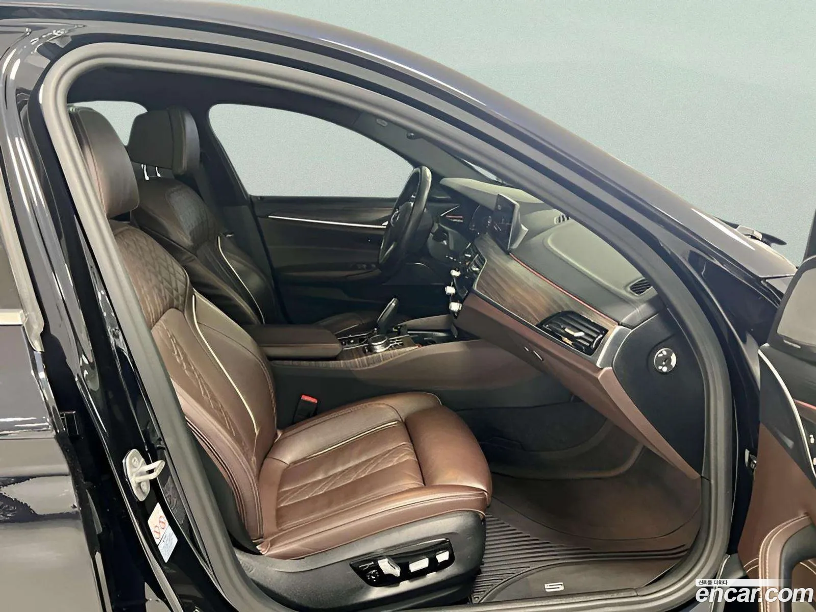 BMW 5 Series 2020 — 5
