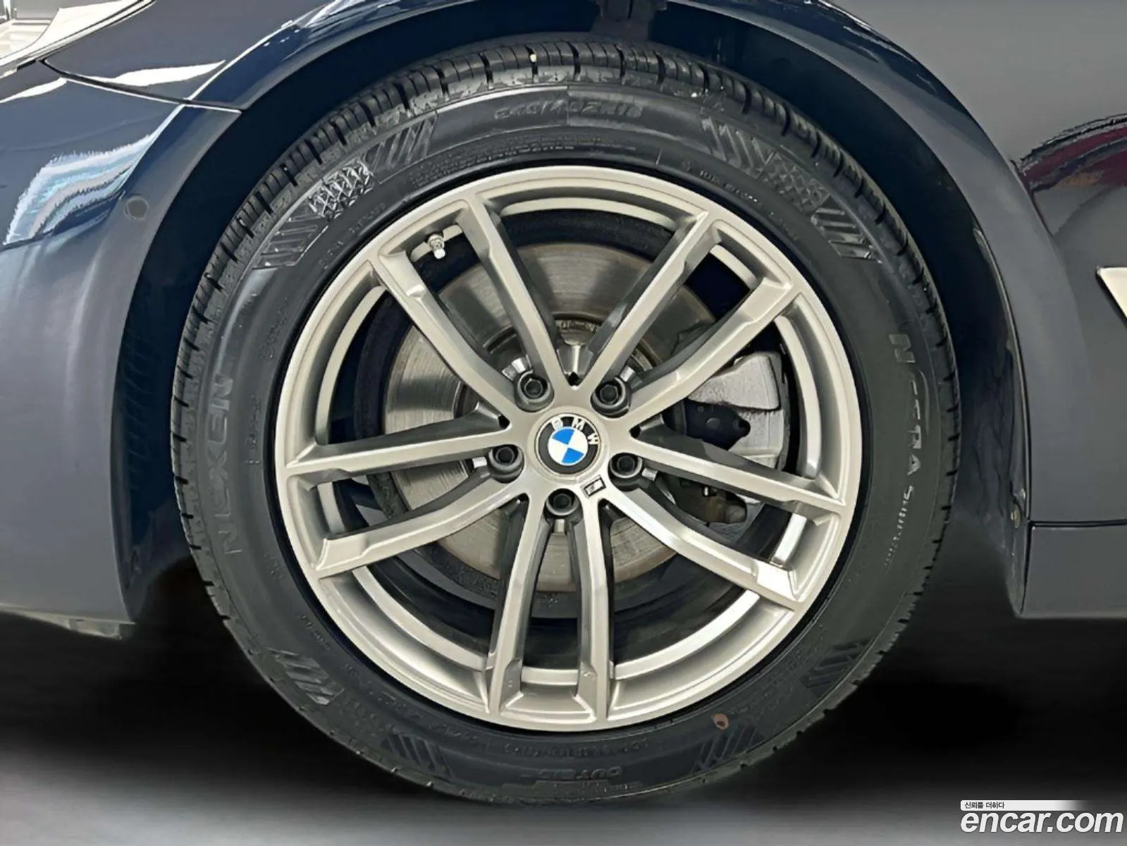 BMW 5 Series 2020 — 7