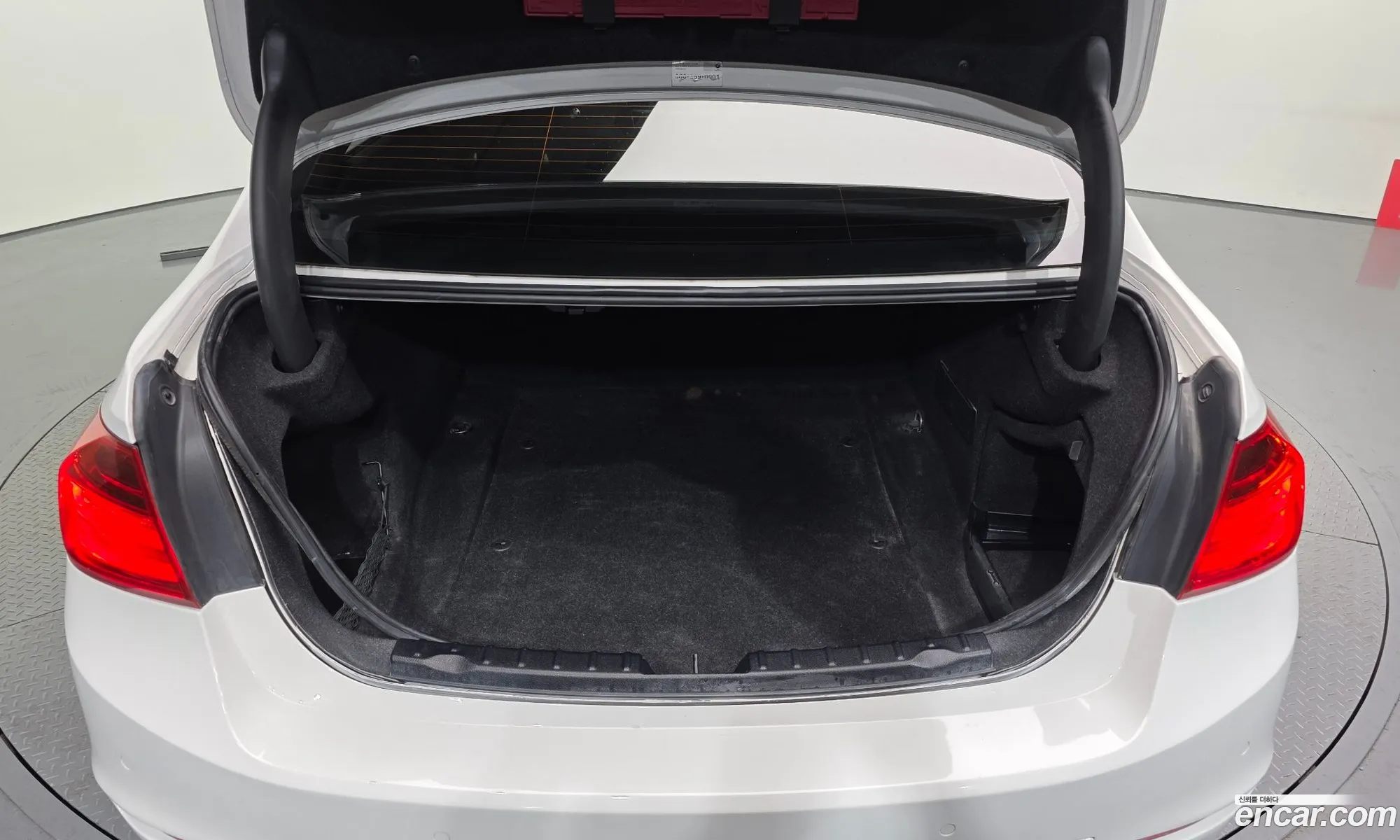 BMW 3 Series 2013 WBA3B1101EF941129 — 7