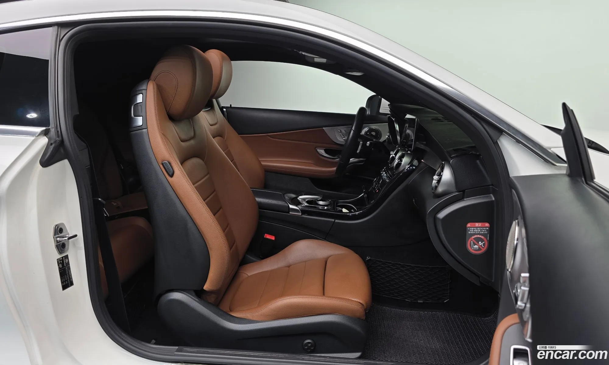 Mercedes-Benz C-Class W205 2019 — 19