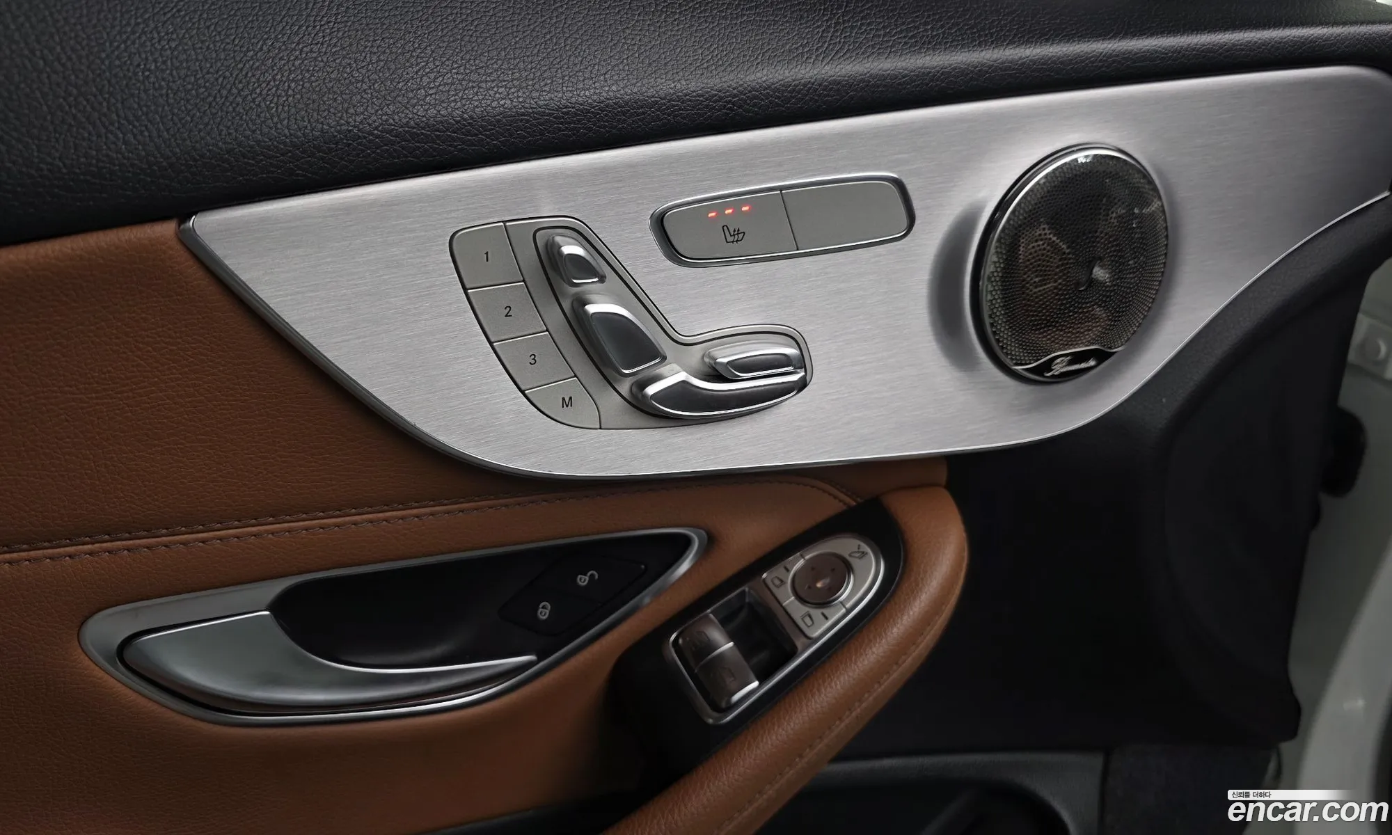 Mercedes-Benz C-Class W205 2019 — 24