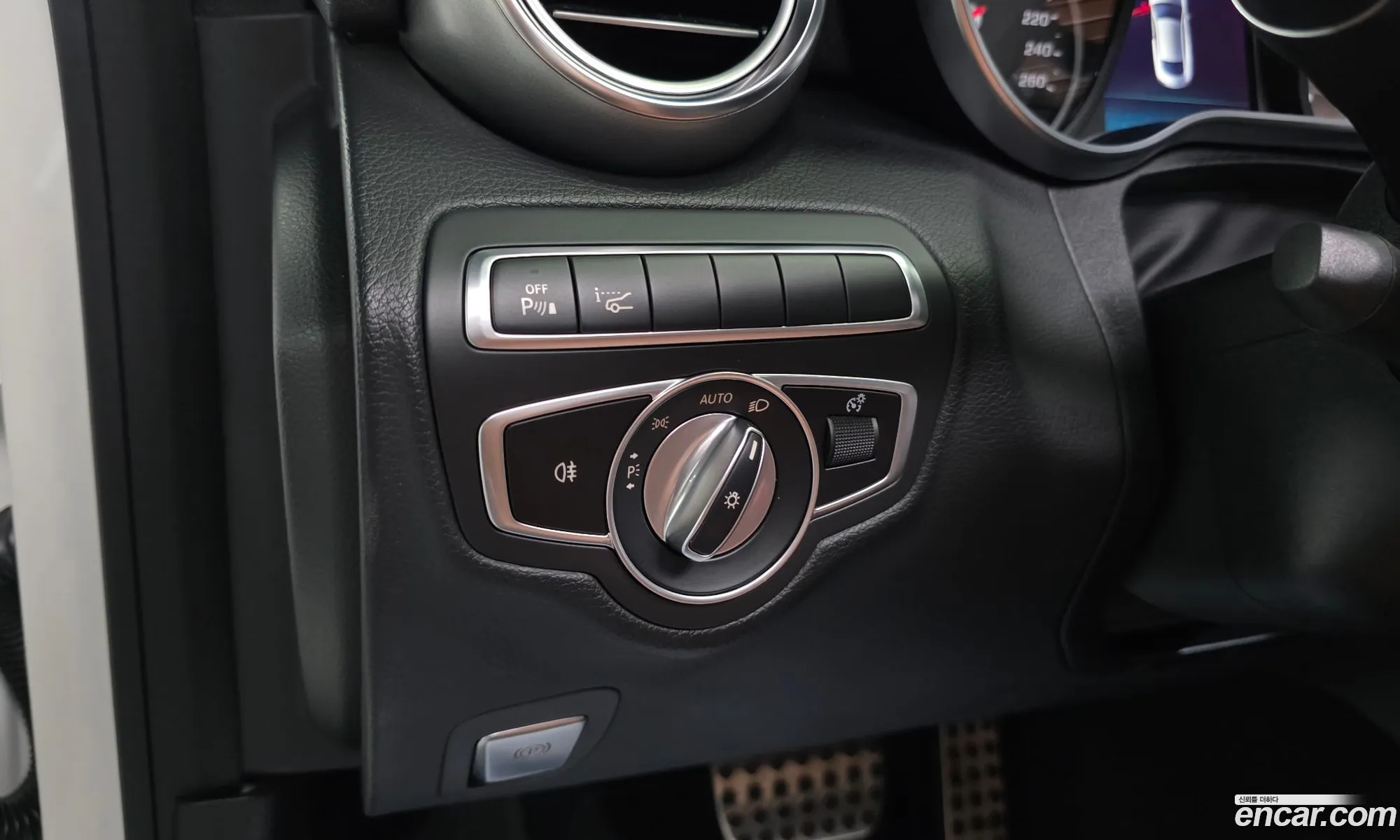 Mercedes-Benz C-Class W205 2019 — 5