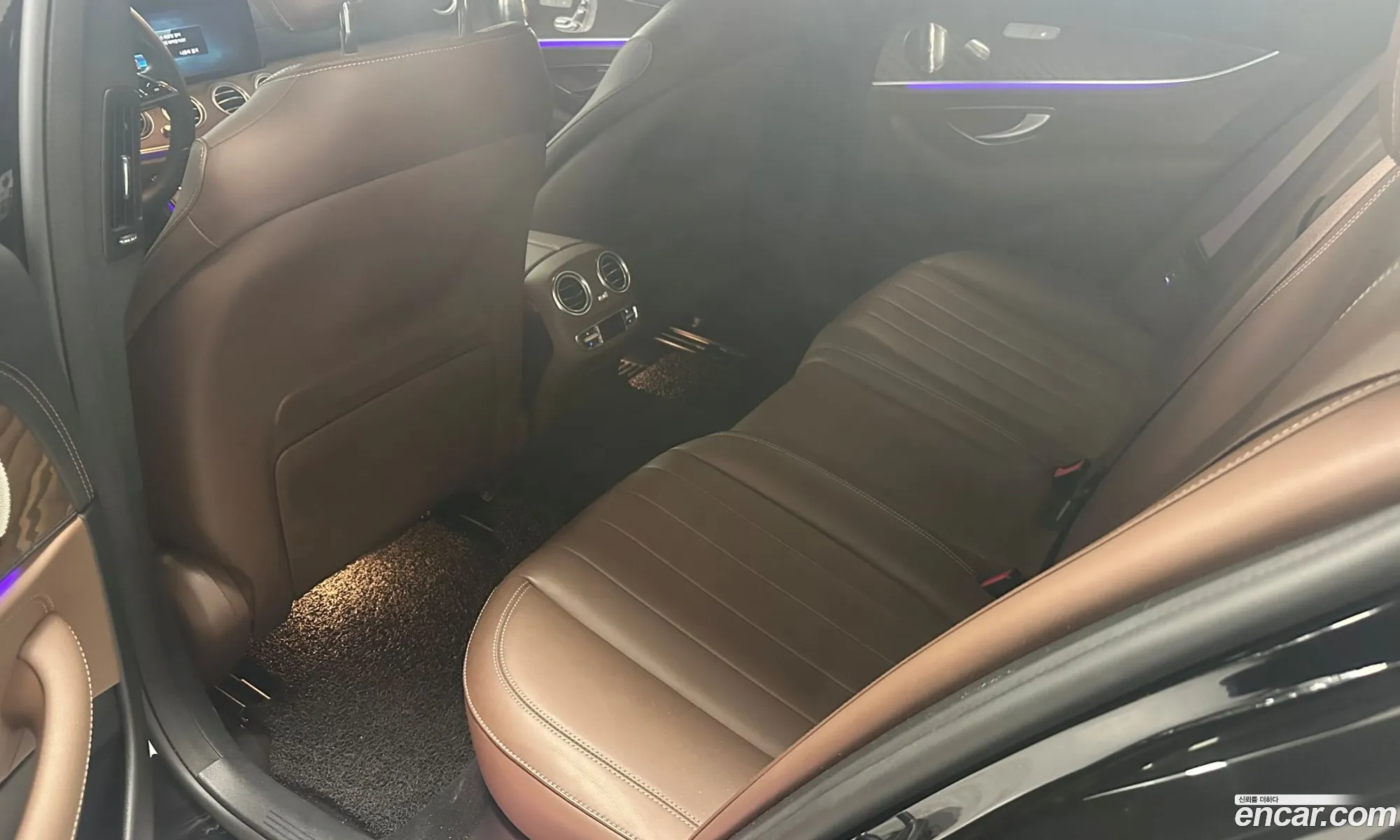 Mercedes-Benz E-Class W213 2023 — 17