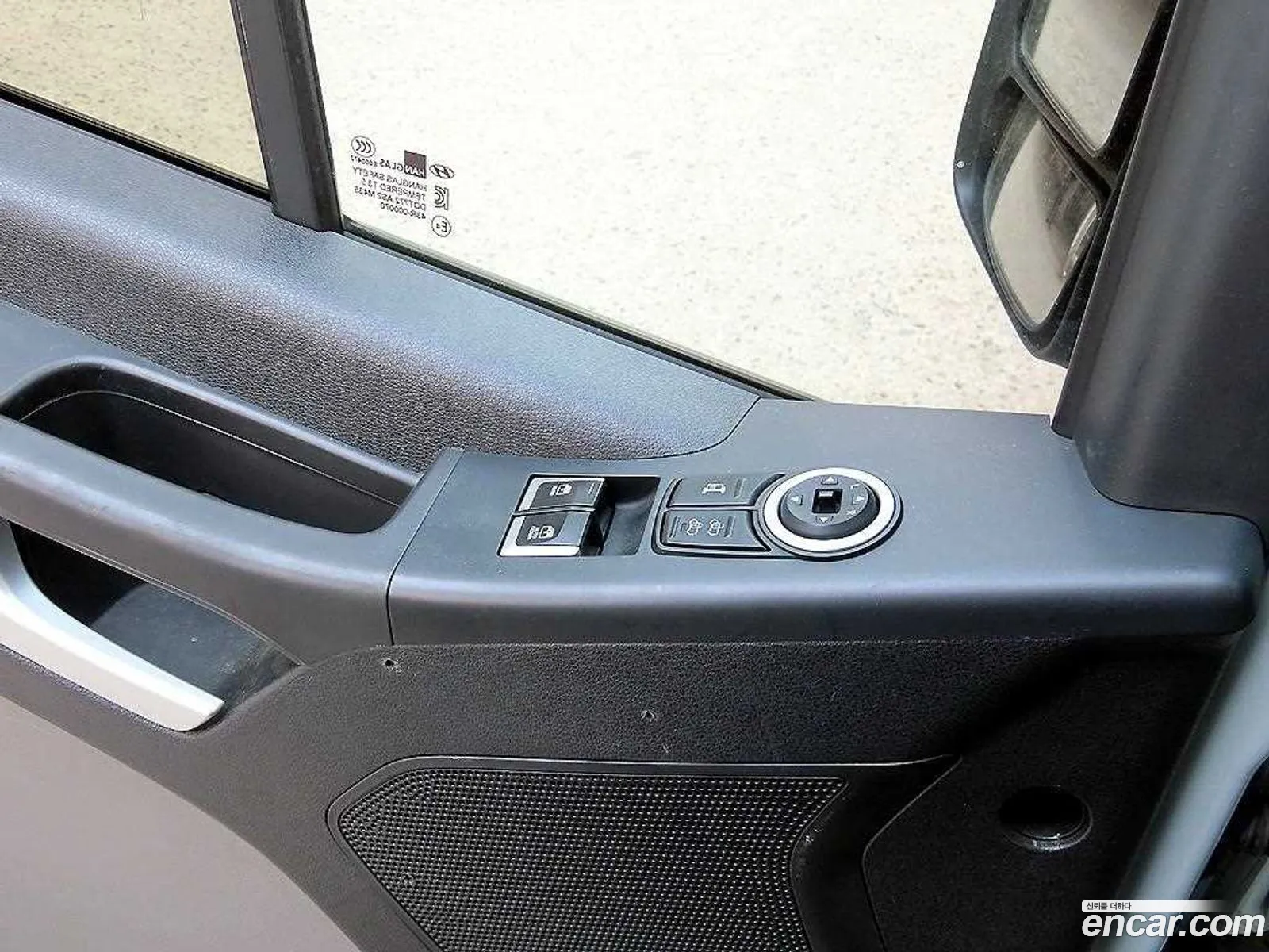 Hyundai Solati 2016 — 8