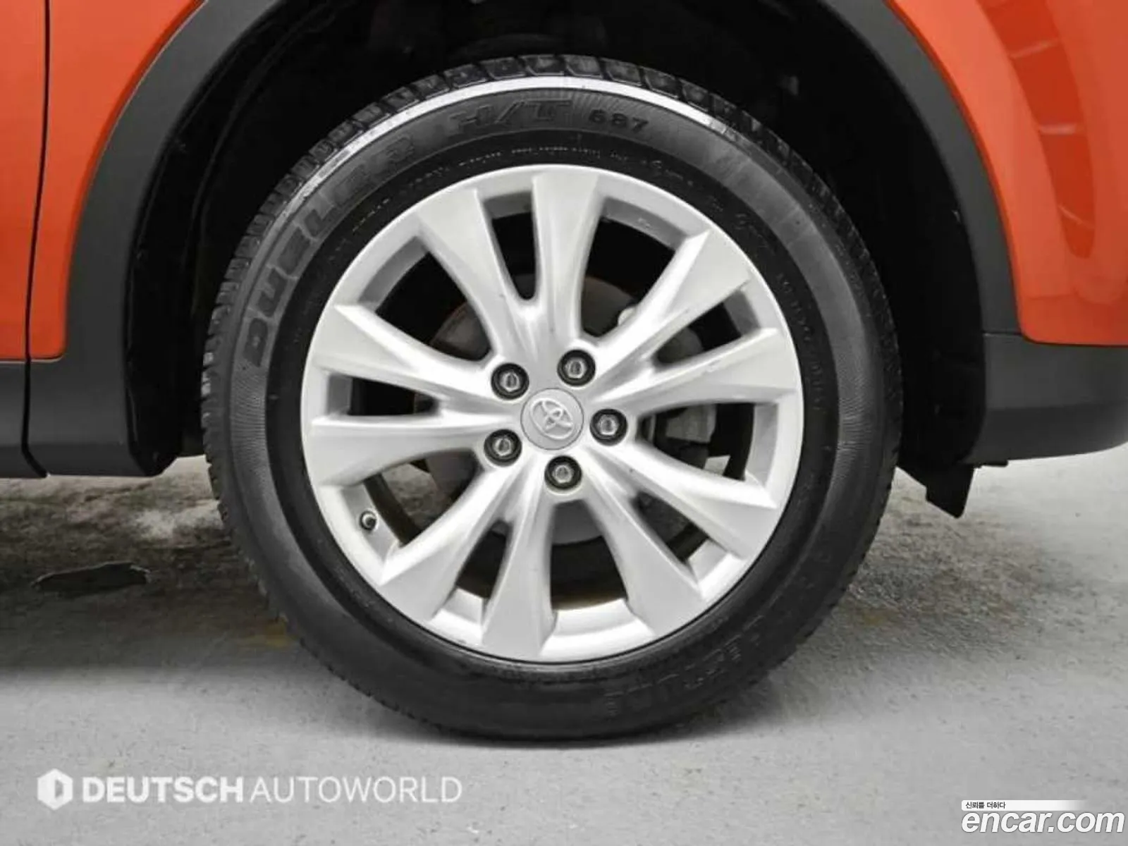 Toyota RAV4 2015 — 9