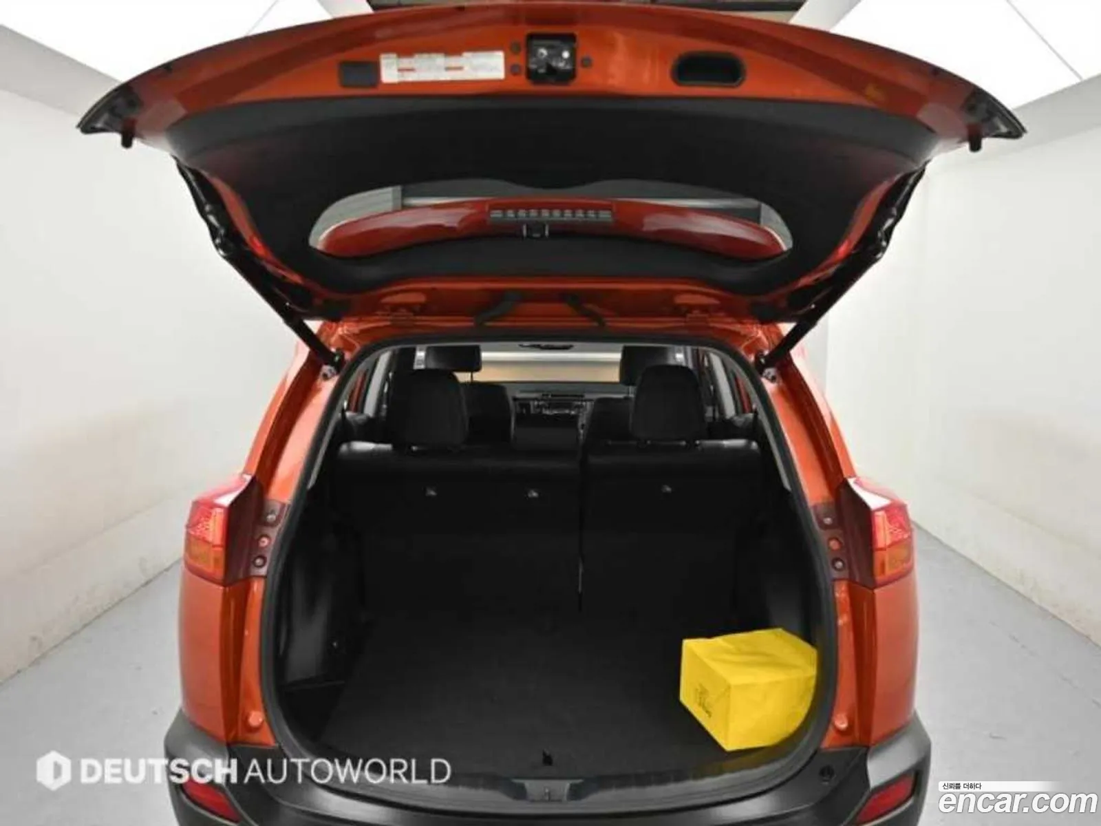 Toyota RAV4 2015 — 2