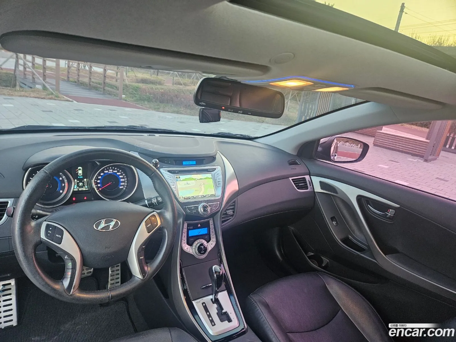 Hyundai Elantra MD 2012 — 13